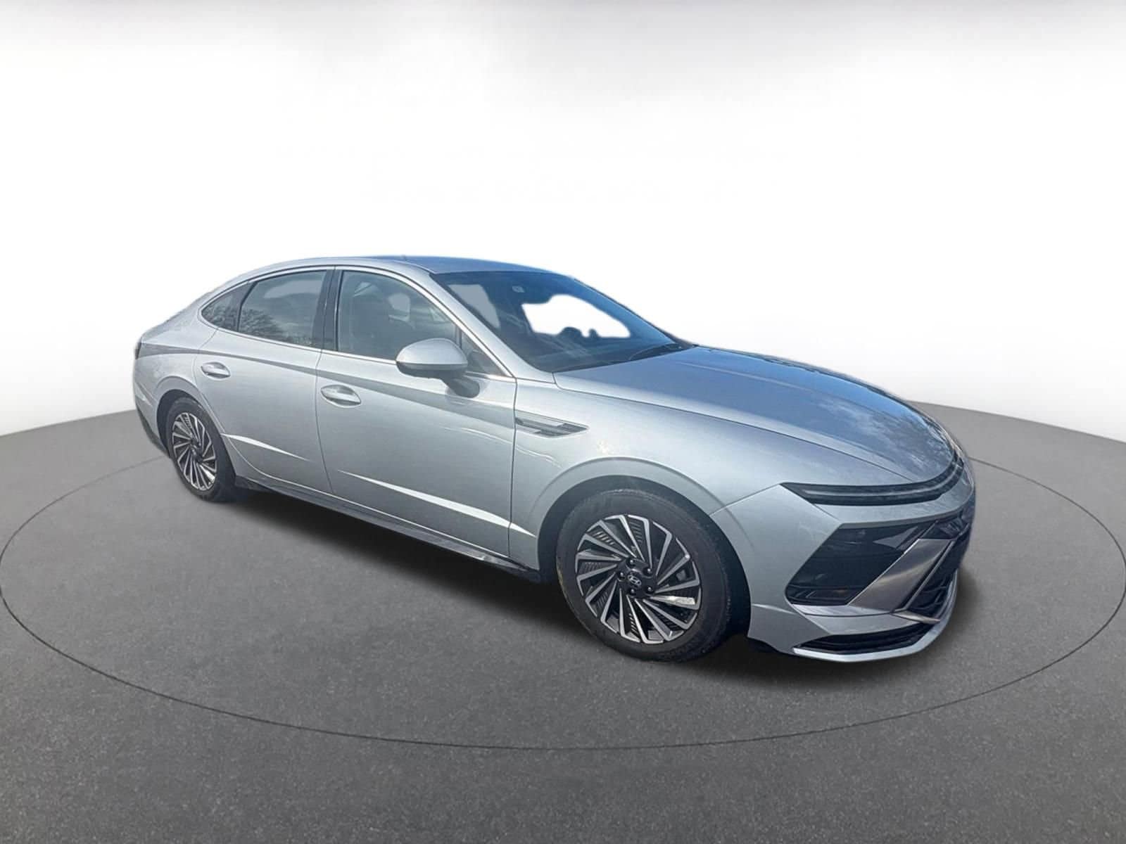 Thumbnail: 2025 Hyundai Sonata - 1