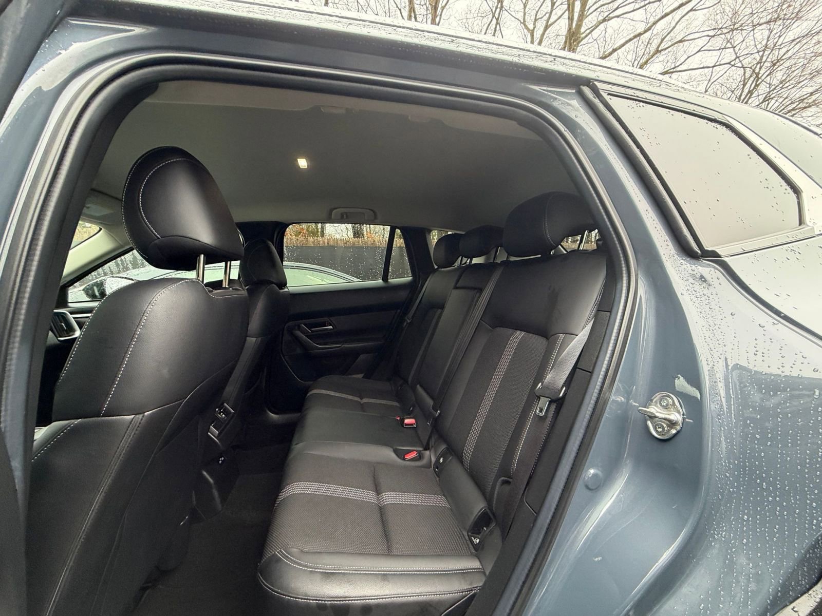 Thumbnail: 2025 Mazda CX-50 - 27