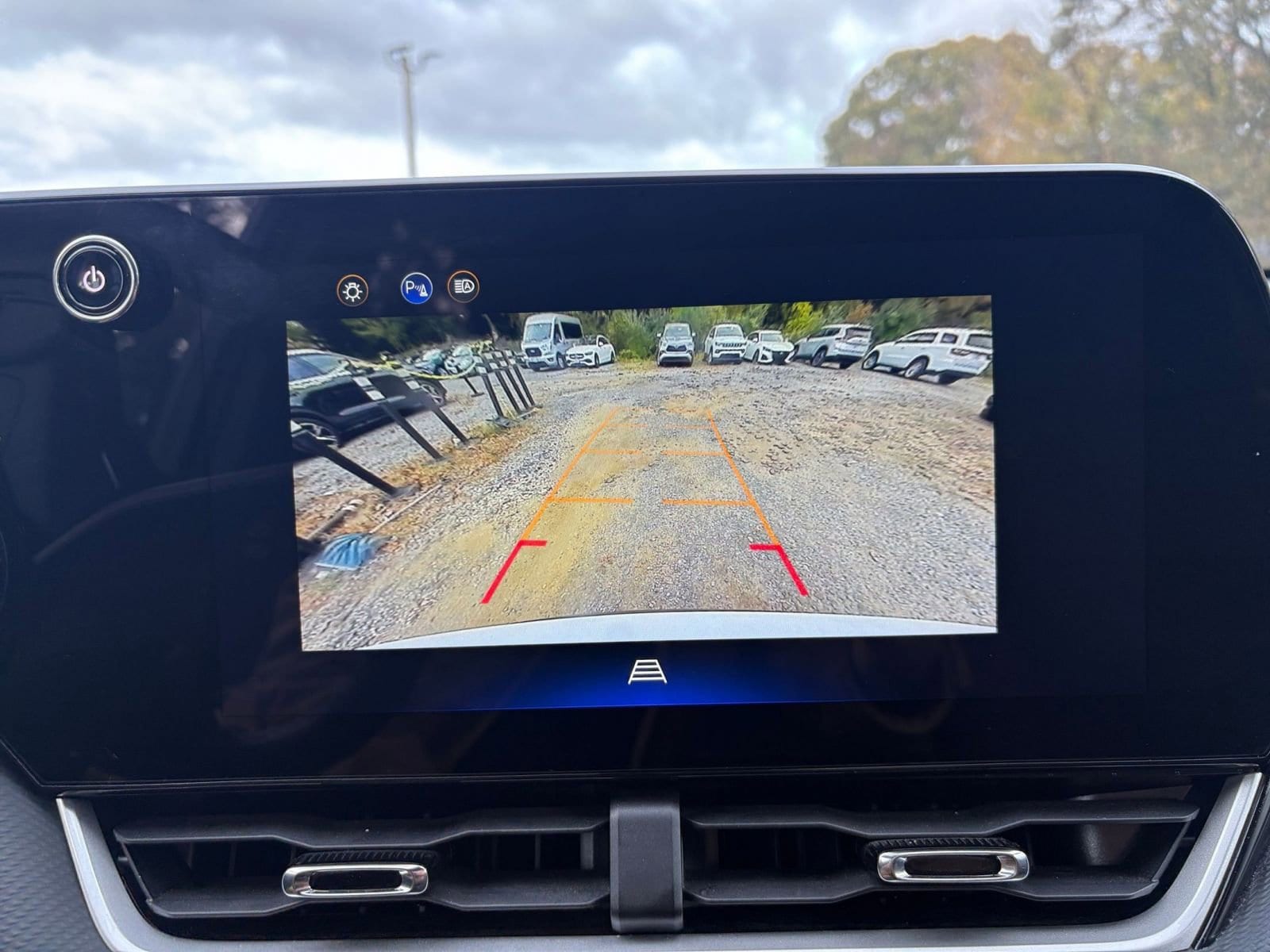 Thumbnail: 2025 Chevrolet Equinox - 17