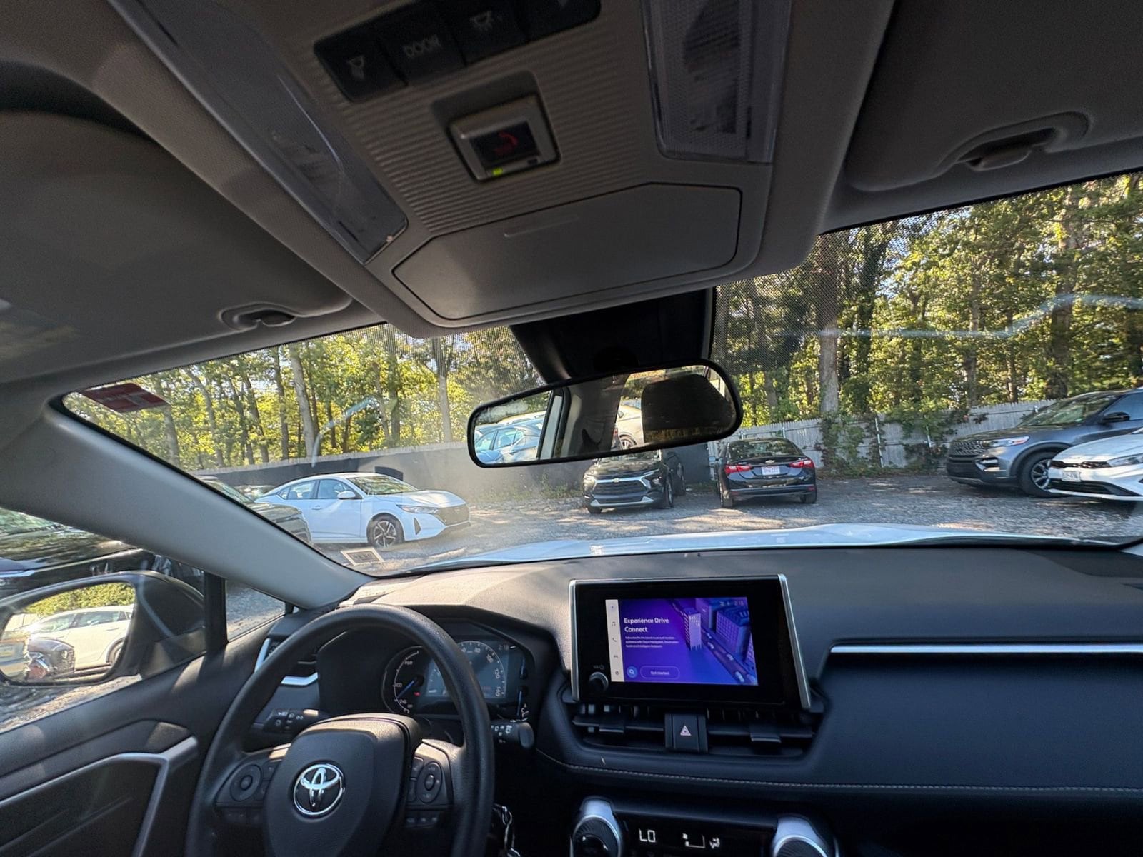 Thumbnail: 2024 Toyota RAV4 - 31