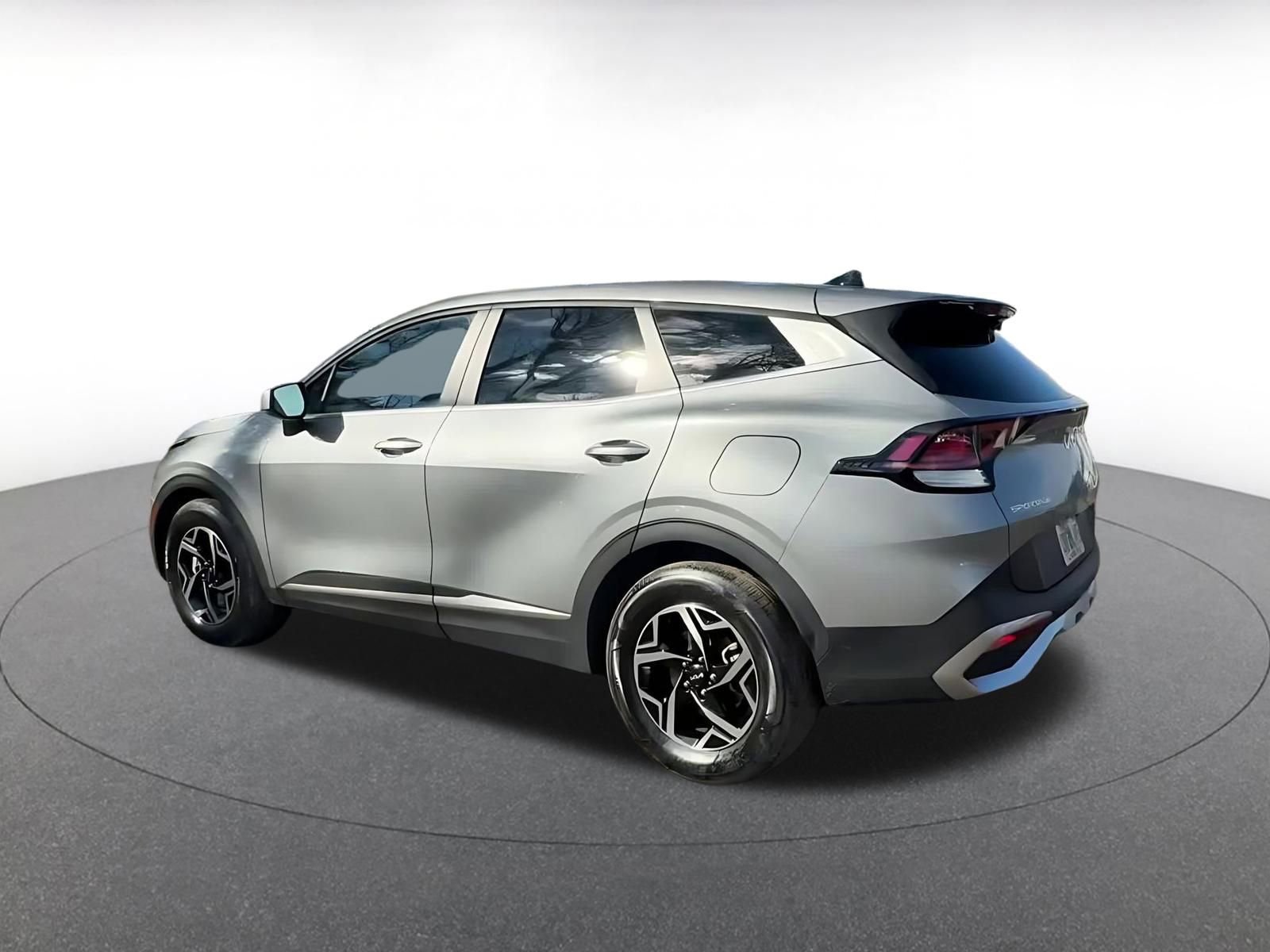 Thumbnail: 2025 Nissan Altima - 10