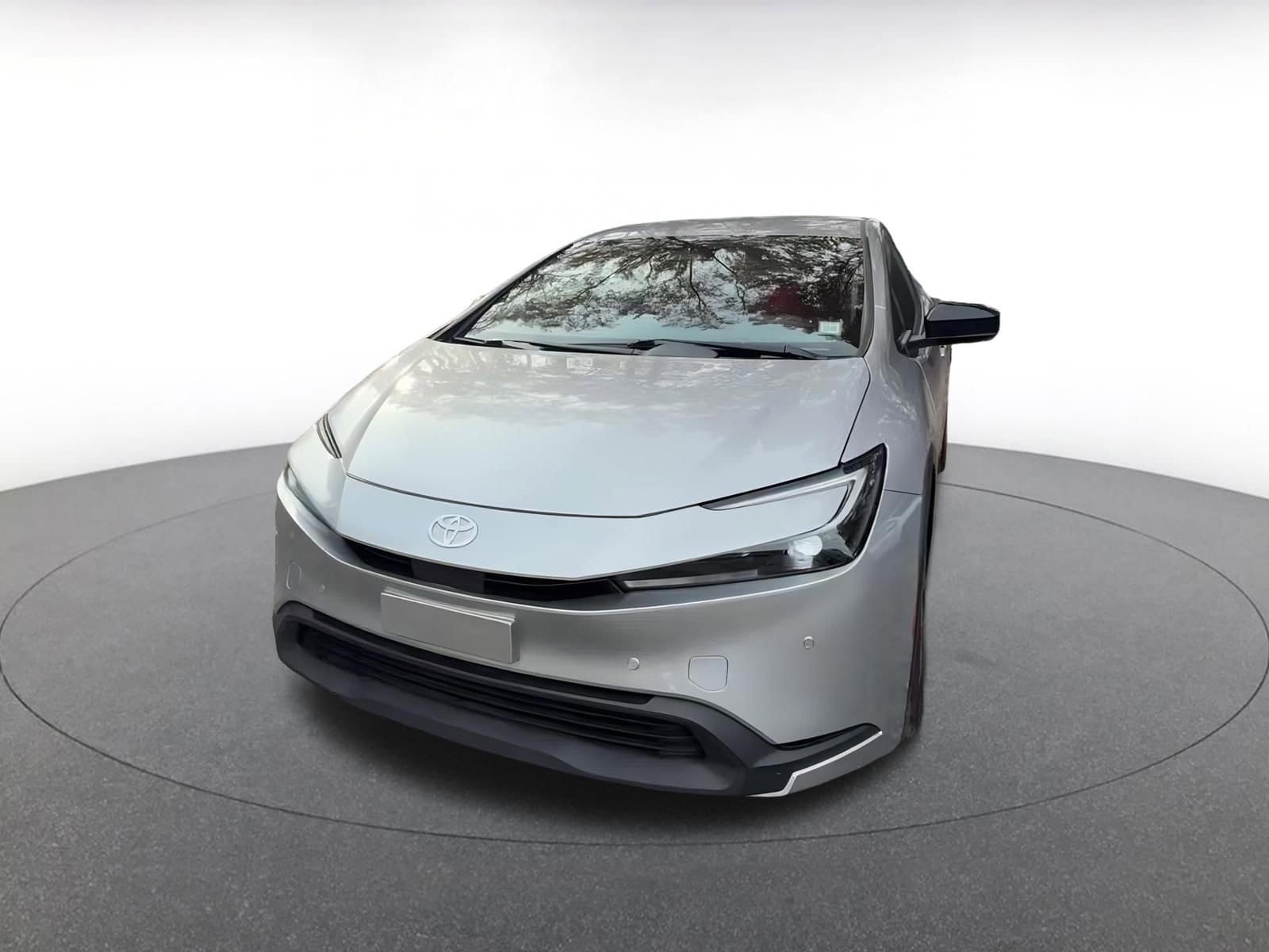 Thumbnail: 2025 Toyota Prius - 8