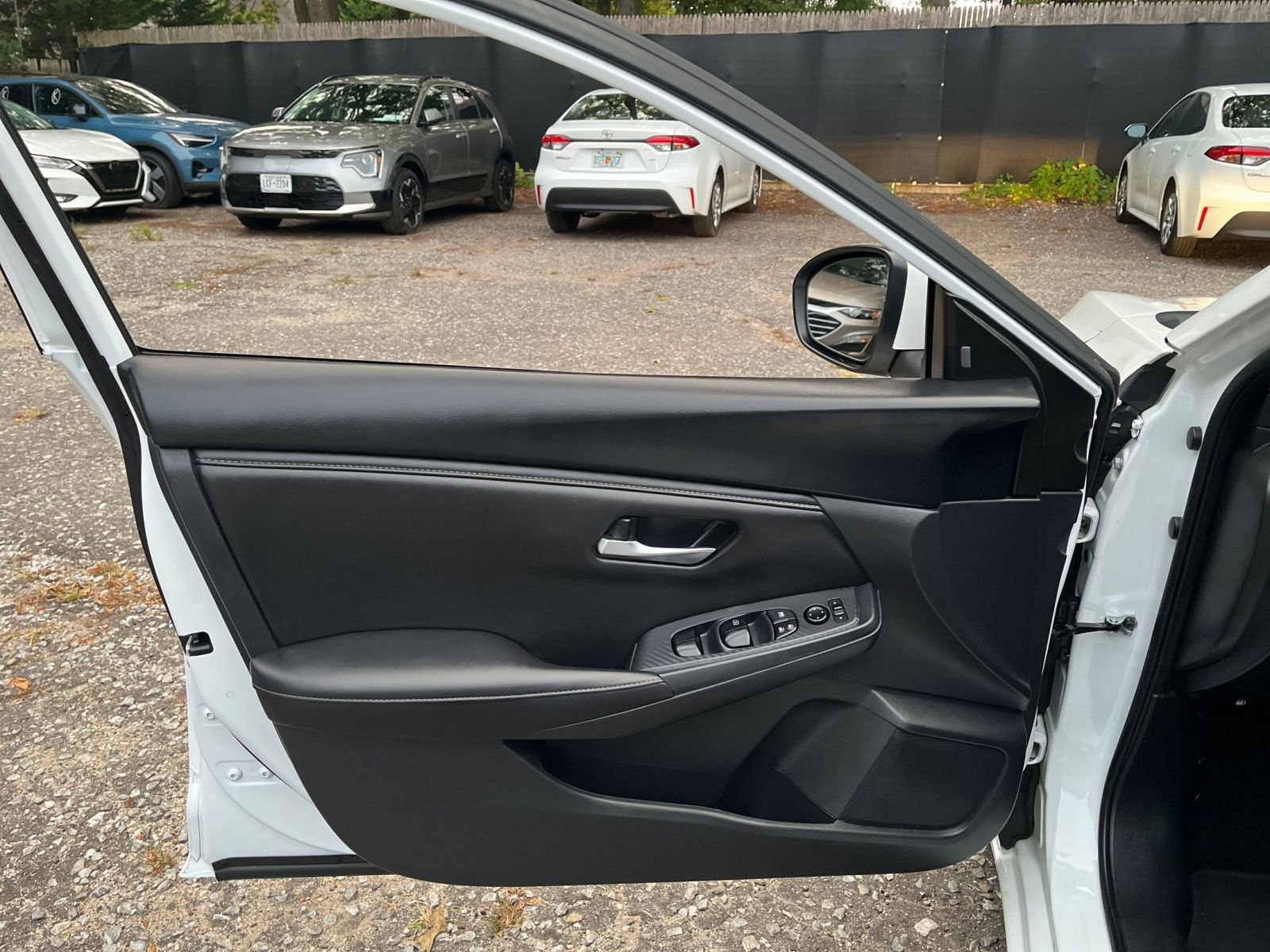 Thumbnail: 2024 Nissan Sentra - 10