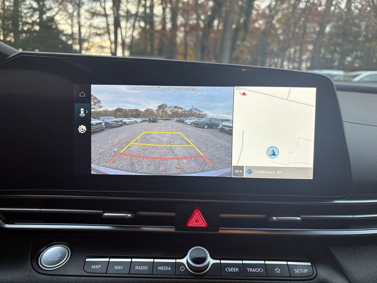 Thumbnail: 2025 Hyundai Elantra - 17