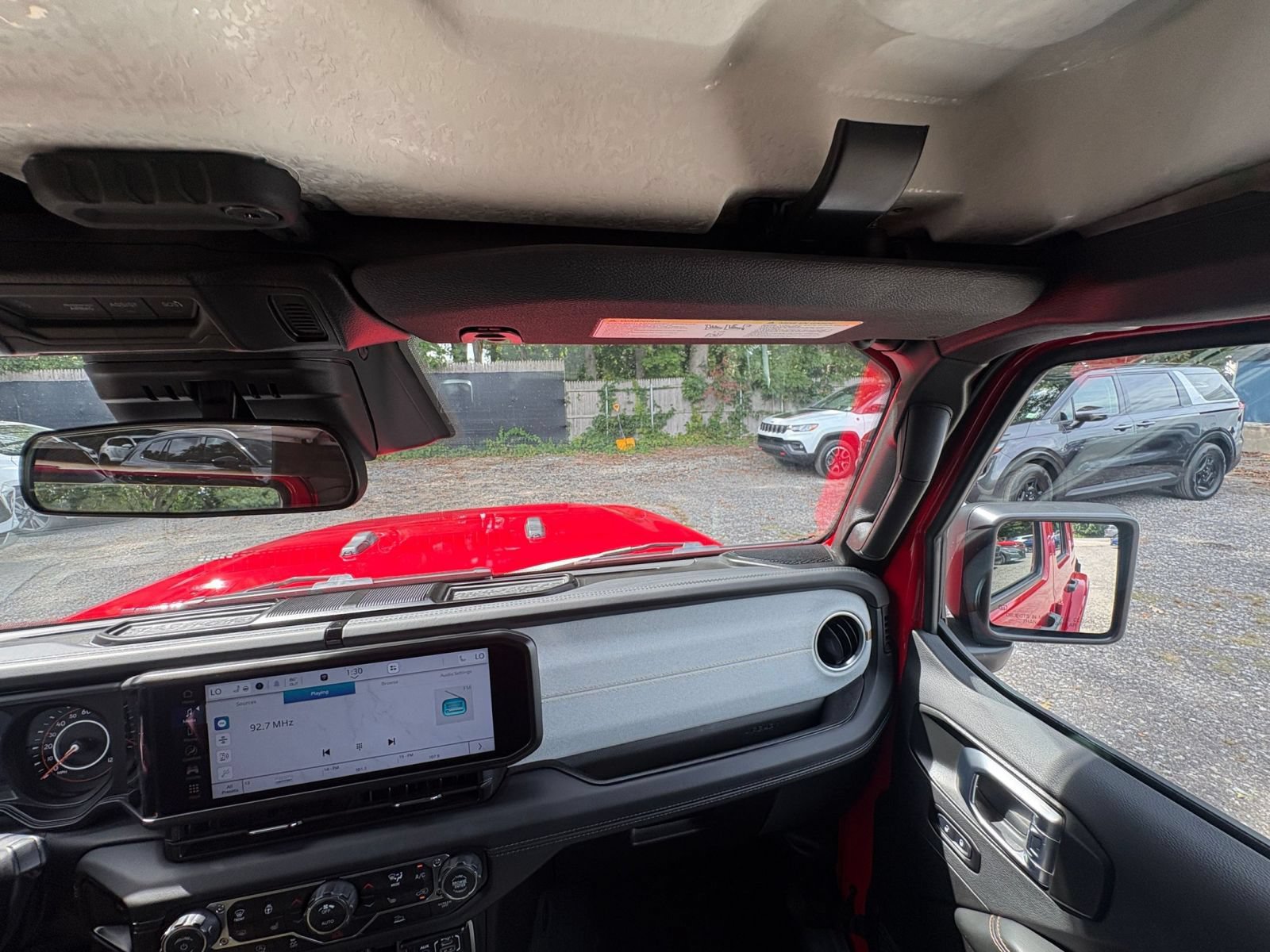 Thumbnail: 2025 Jeep Wrangler - 32