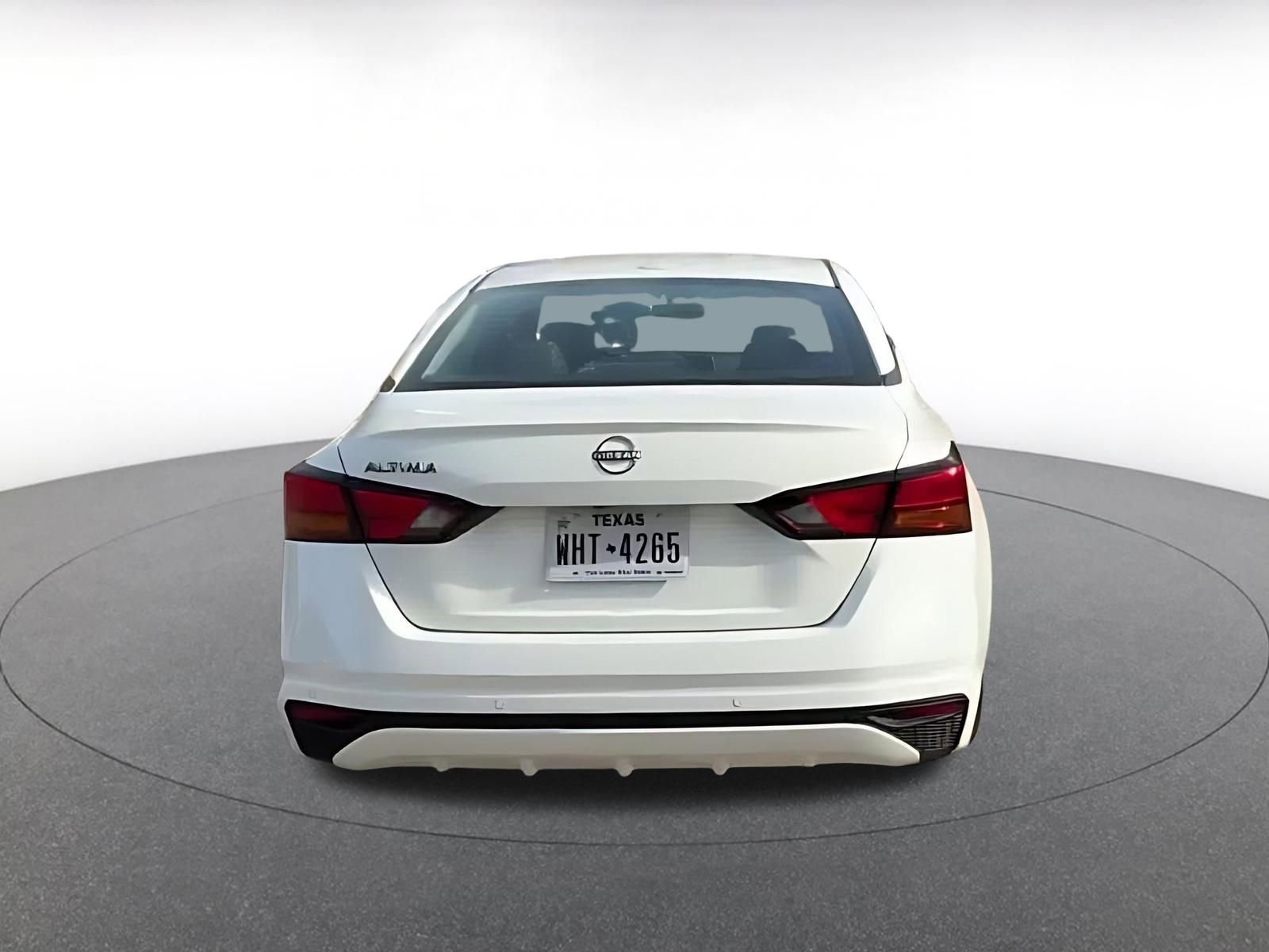 Thumbnail: 2025 Nissan Altima - 12