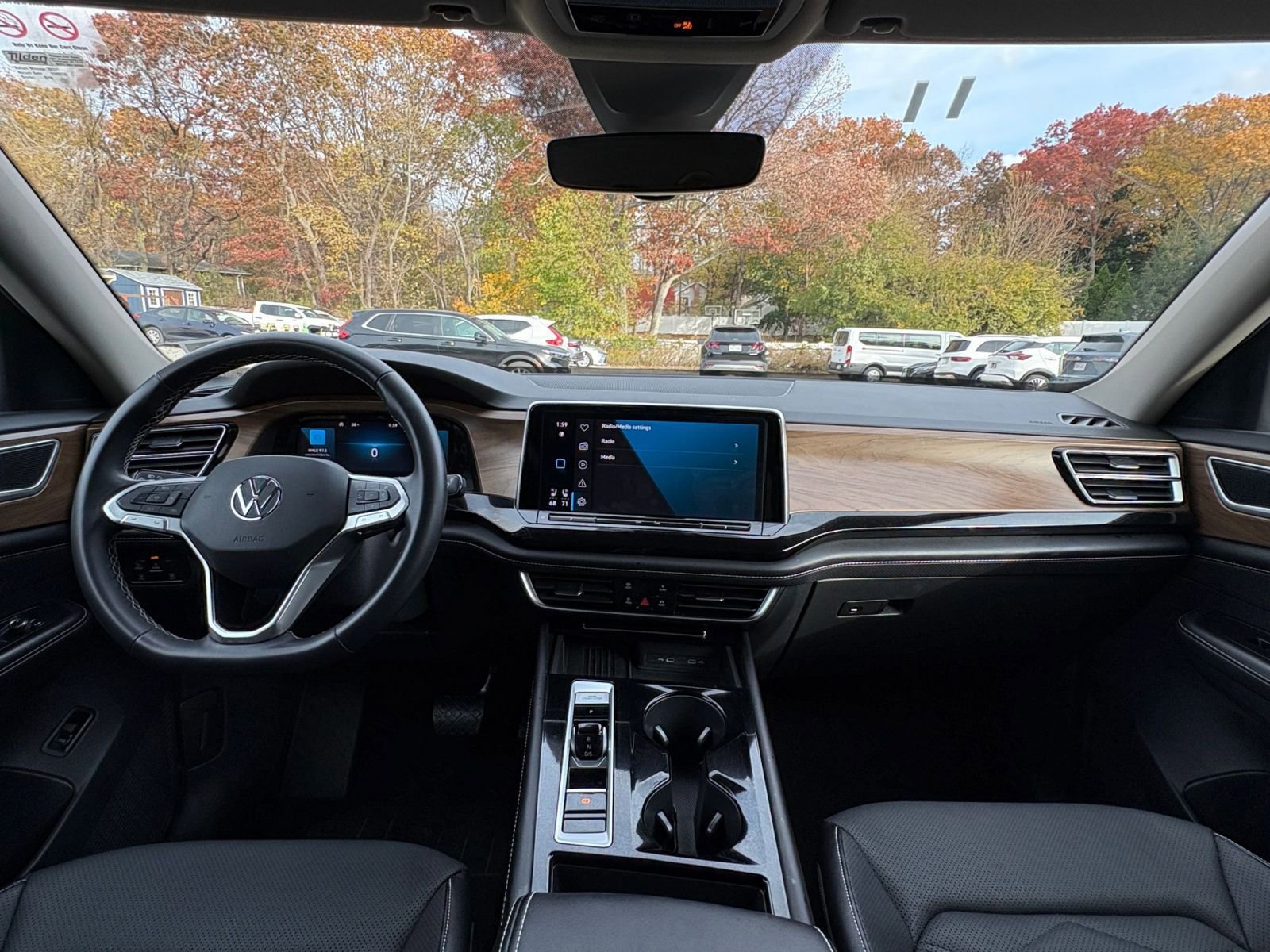 Thumbnail: 2025 Volkswagen Atlas - 34