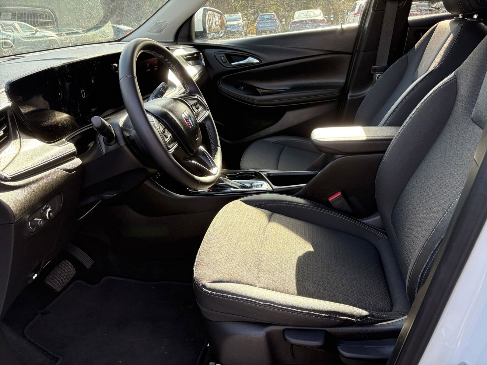 Thumbnail: 2025 Buick Encore GX - 24