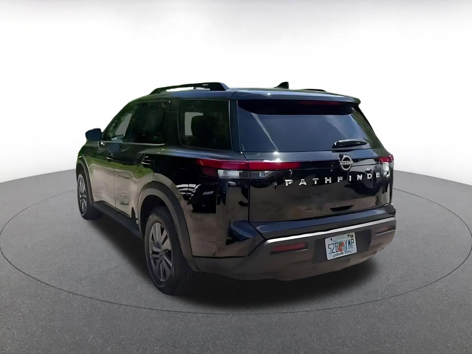 Thumbnail: 2025 Nissan Pathfinder - 11