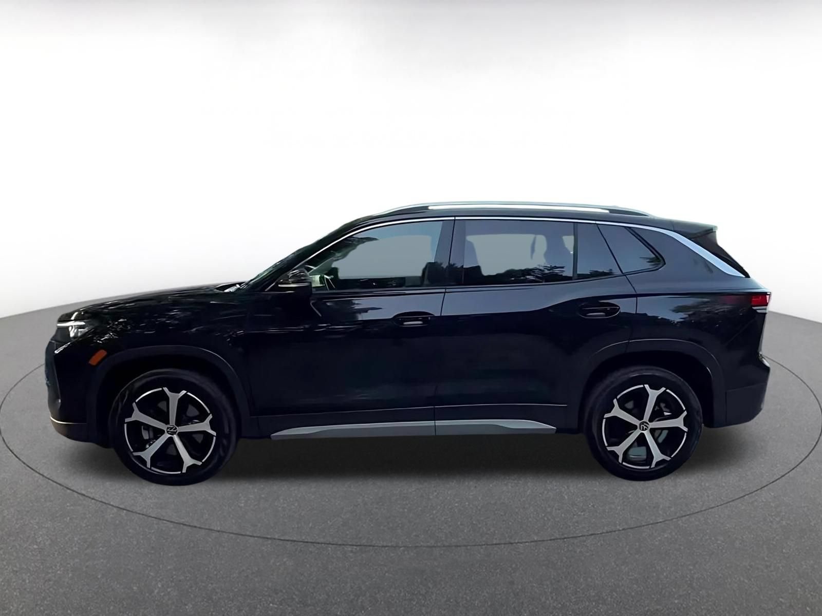 Thumbnail: 2026 Volkswagen Tiguan - 10
