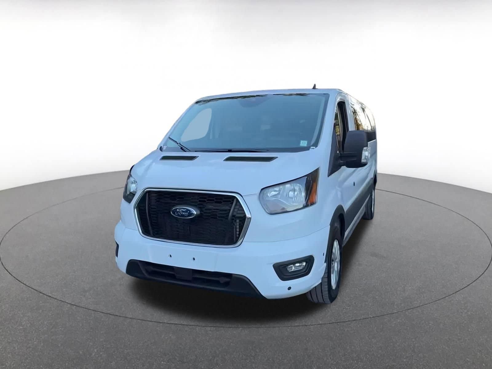 Thumbnail: 2024 Ford Econoline - 7