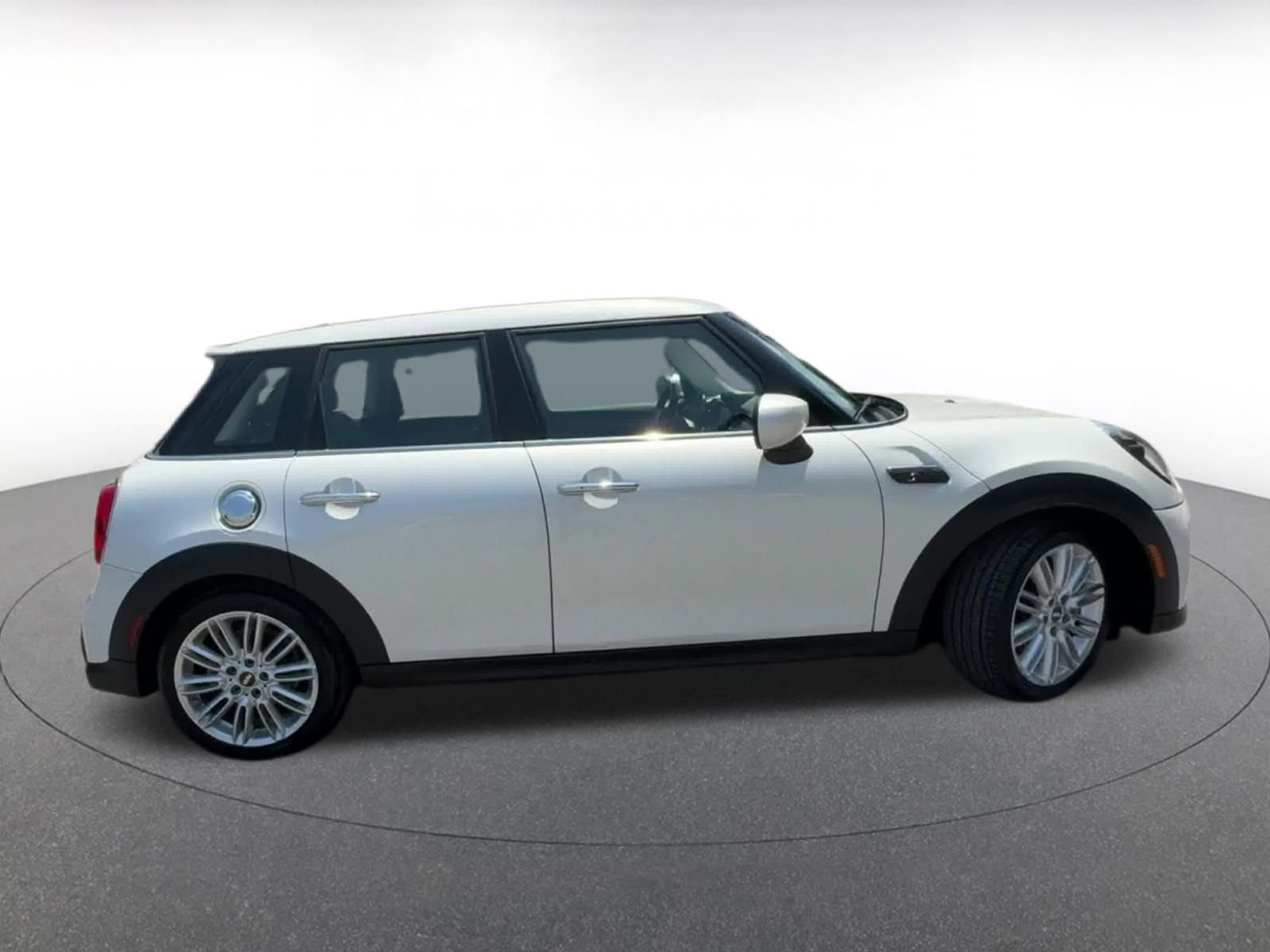 Thumbnail: 2024 MINI Cooper Hardtop - 16