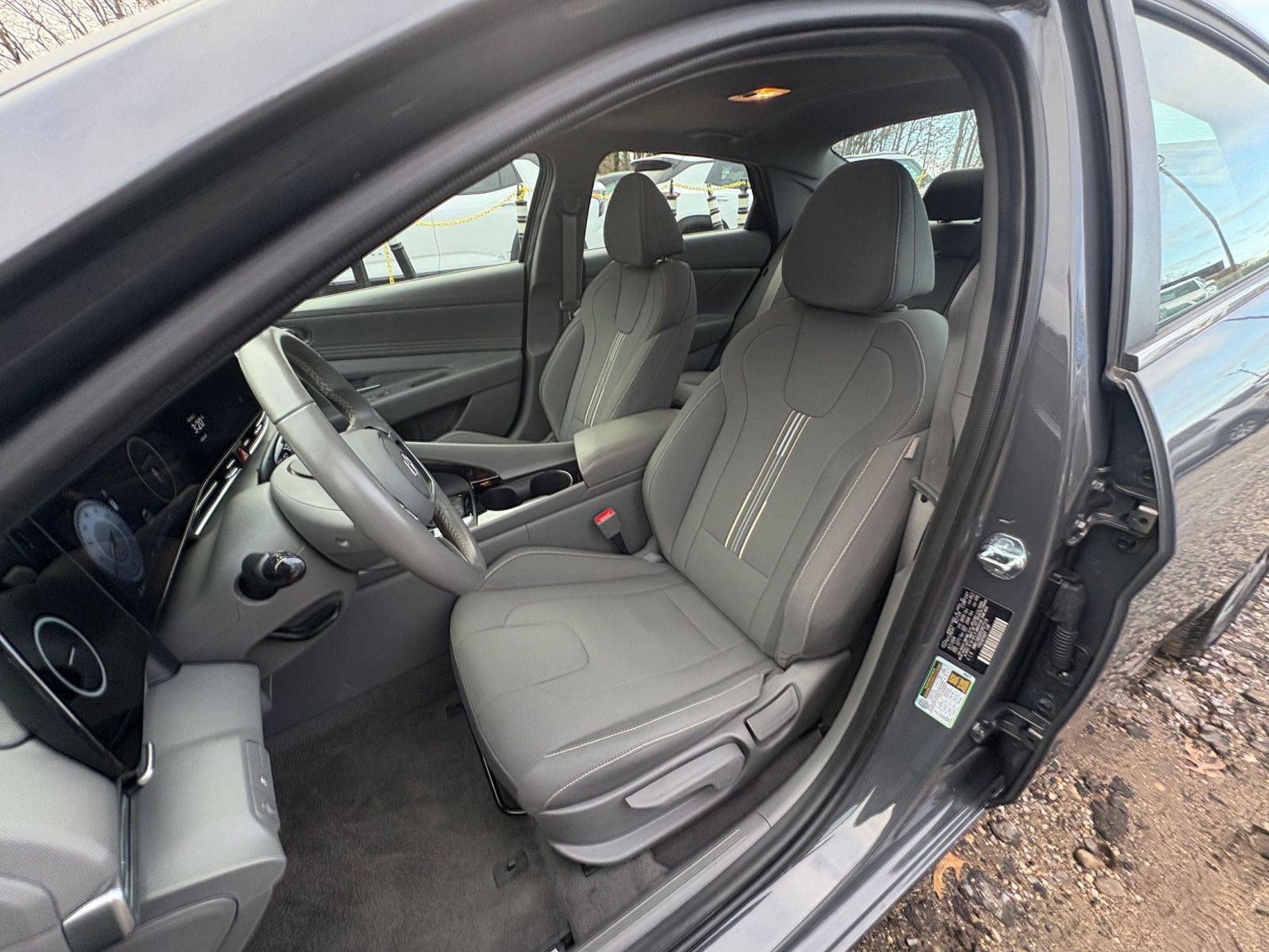 Thumbnail: 2025 Hyundai Elantra - 33