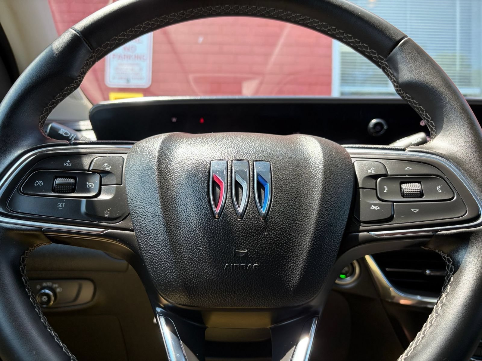 Thumbnail: 2025 Buick Encore GX - 27