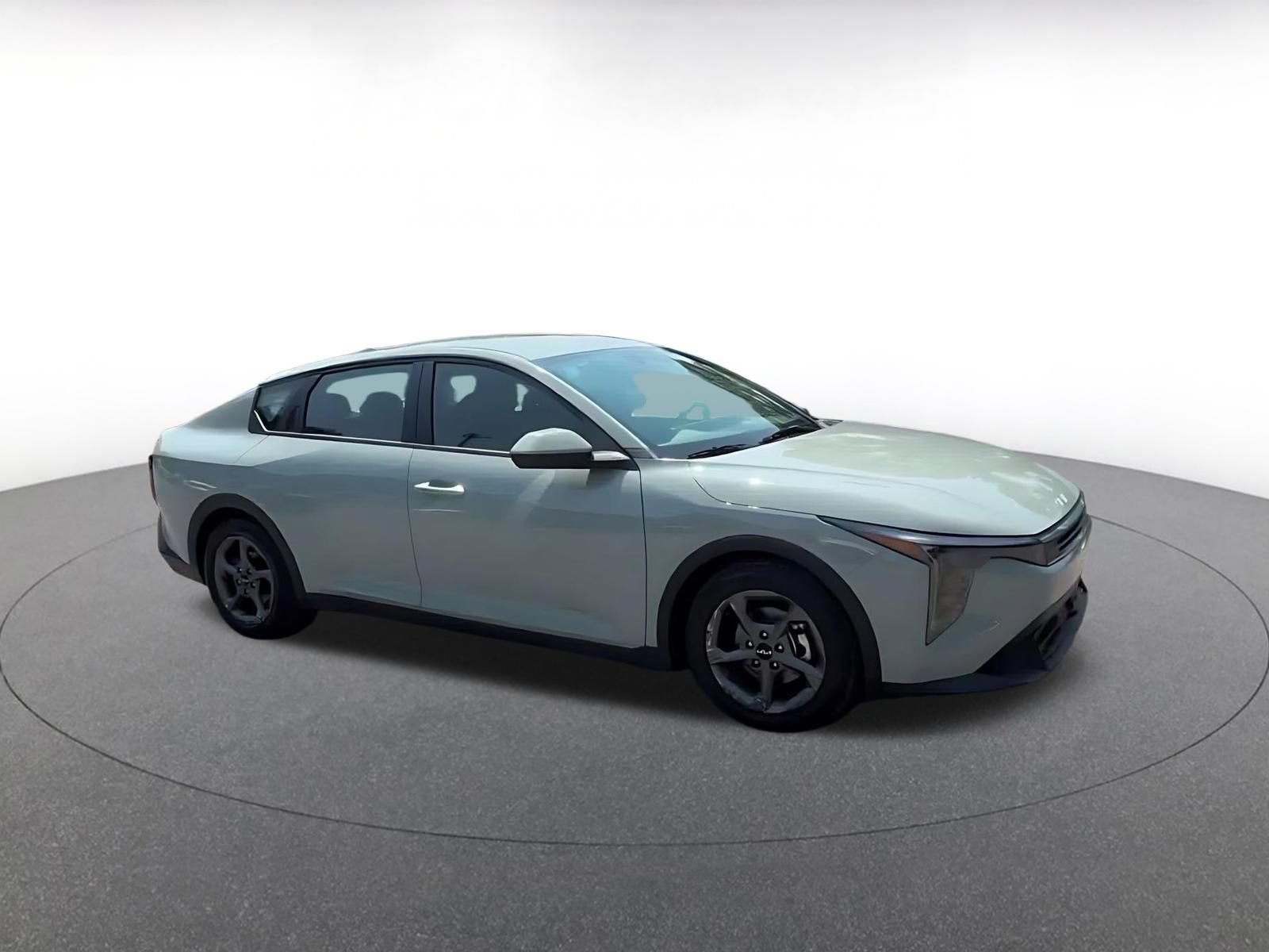 Thumbnail: 2025 Kia K4 - 2