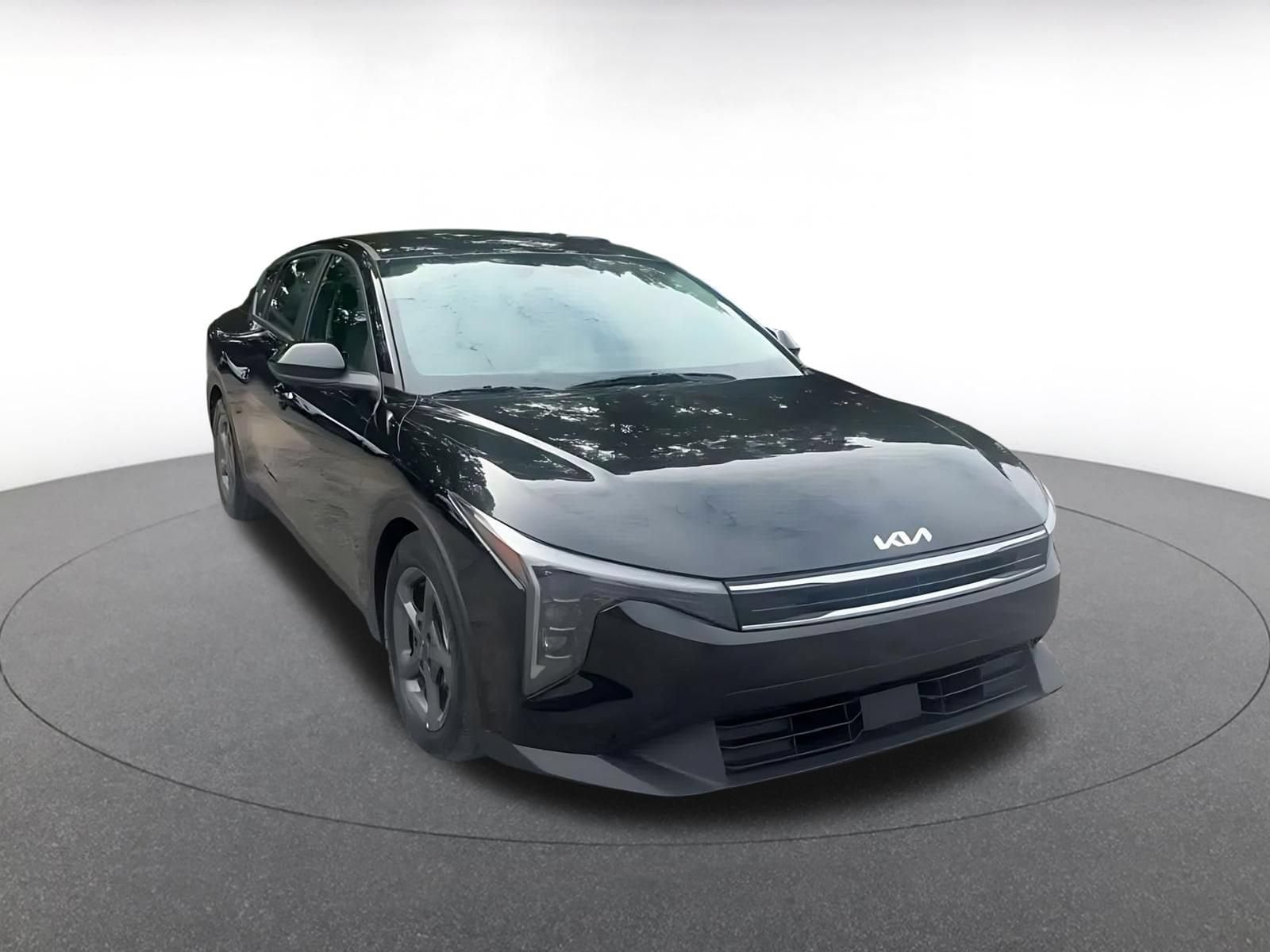 Thumbnail: 2025 Kia K4 - 3
