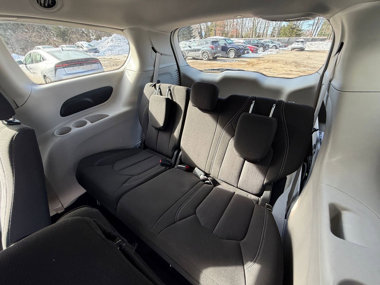 Thumbnail: 2024 Chrysler Voyager - 31