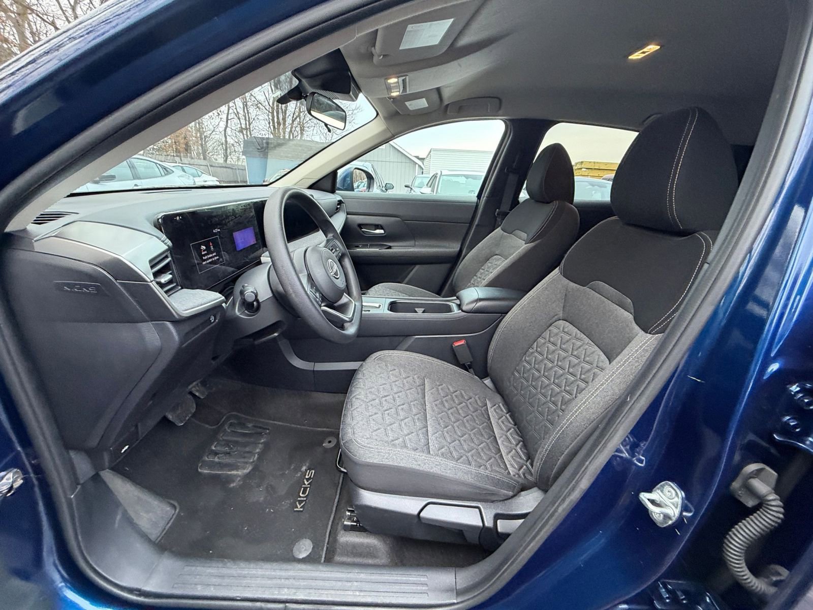 Thumbnail: 2025 Nissan Kicks - 24