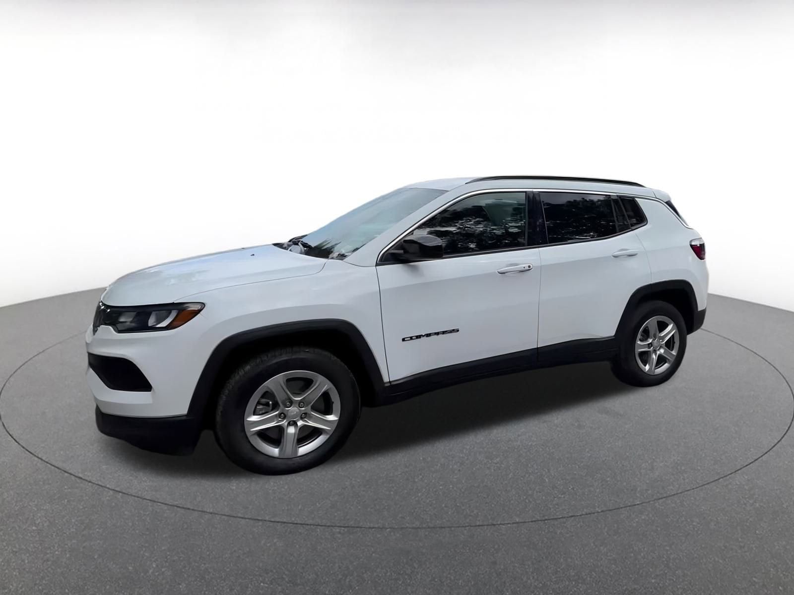Thumbnail: 2023 Jeep Compass - 7