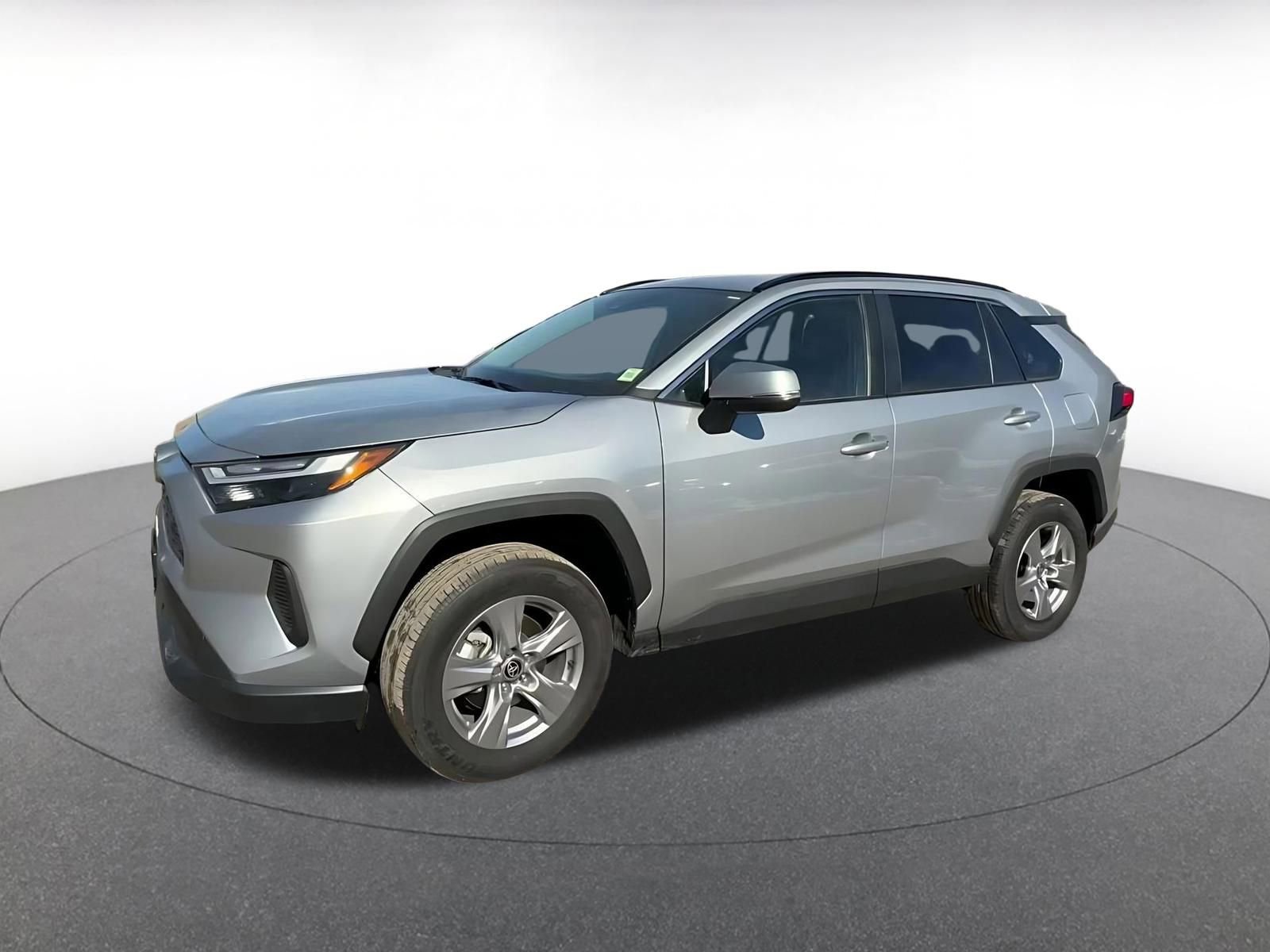 Thumbnail: 2025 Toyota RAV4 - 8