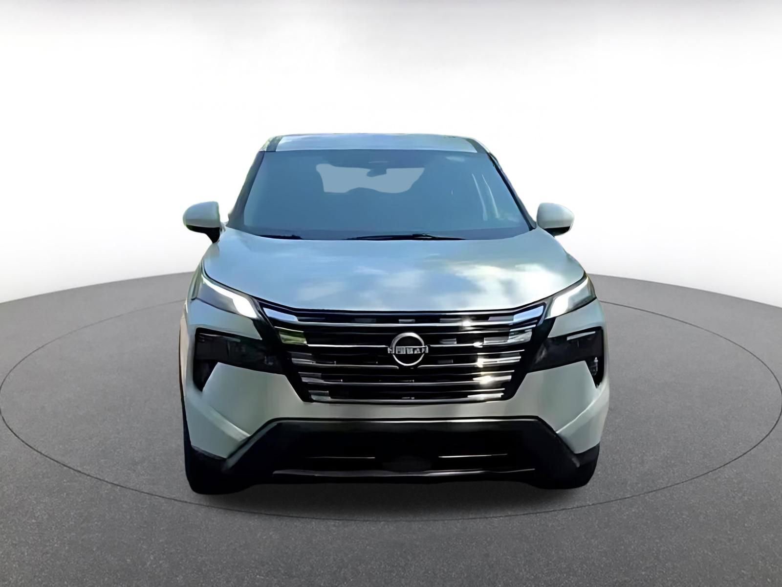 Thumbnail: 2025 Nissan Rogue - 4