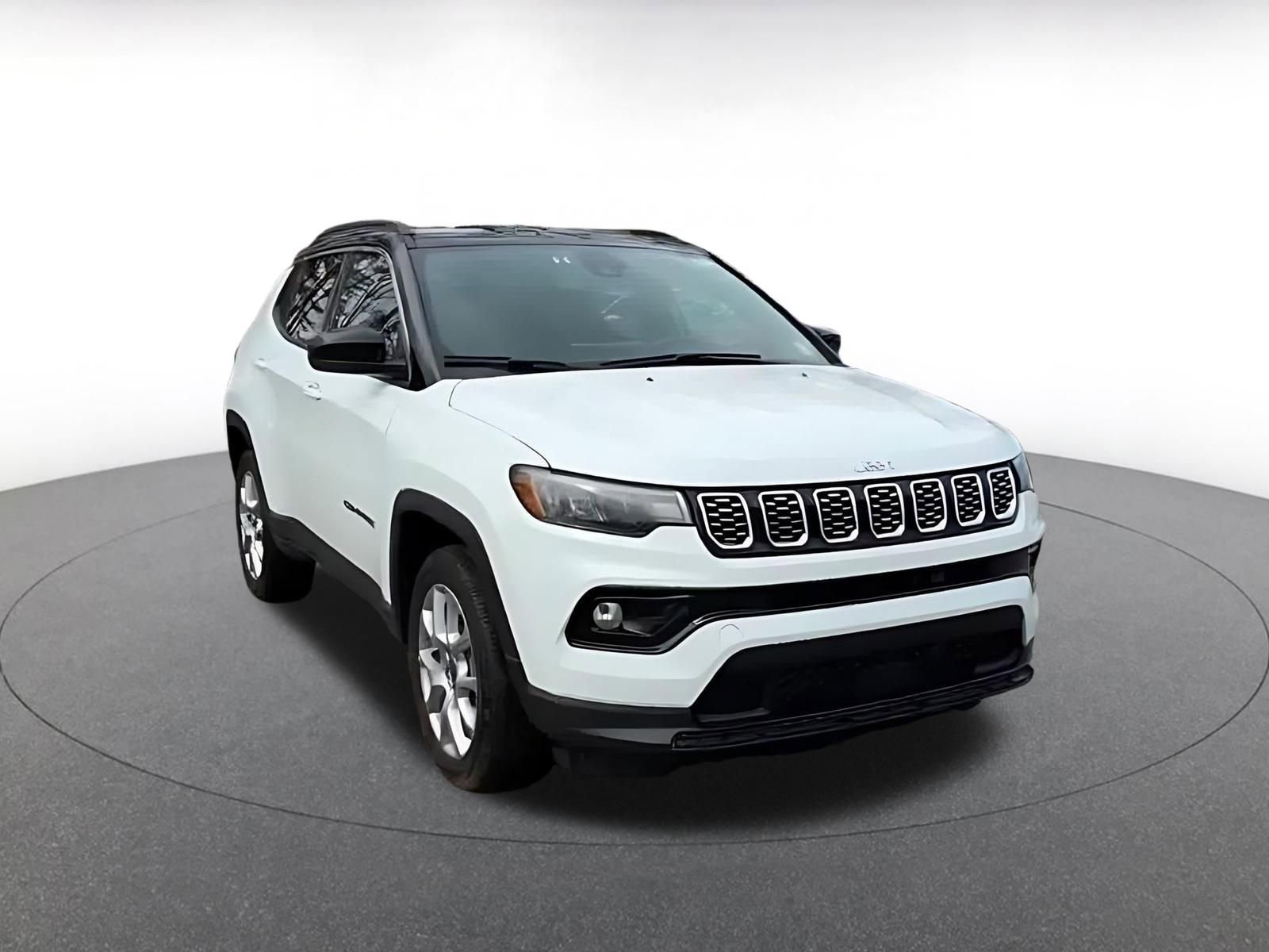 Thumbnail: 2025 Jeep Compass - 3