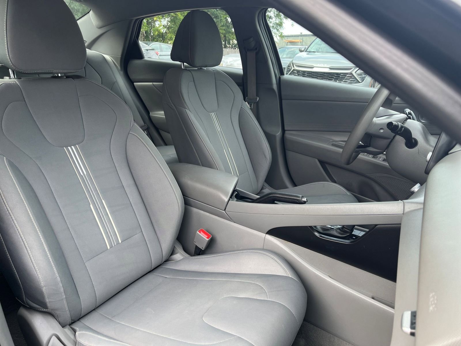 Thumbnail: 2023 Hyundai Elantra - 18