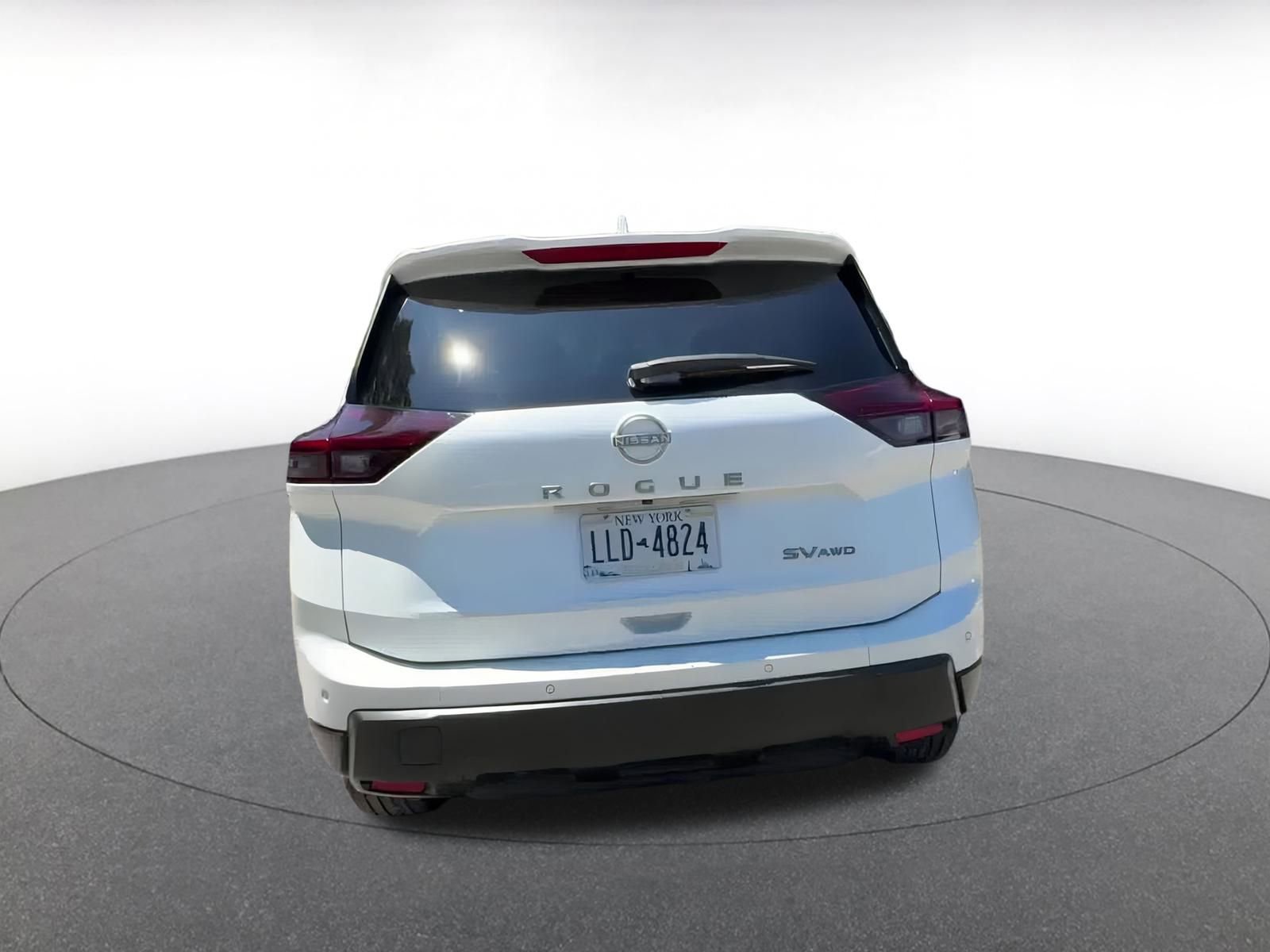 Thumbnail: 2024 Nissan Rogue - 12