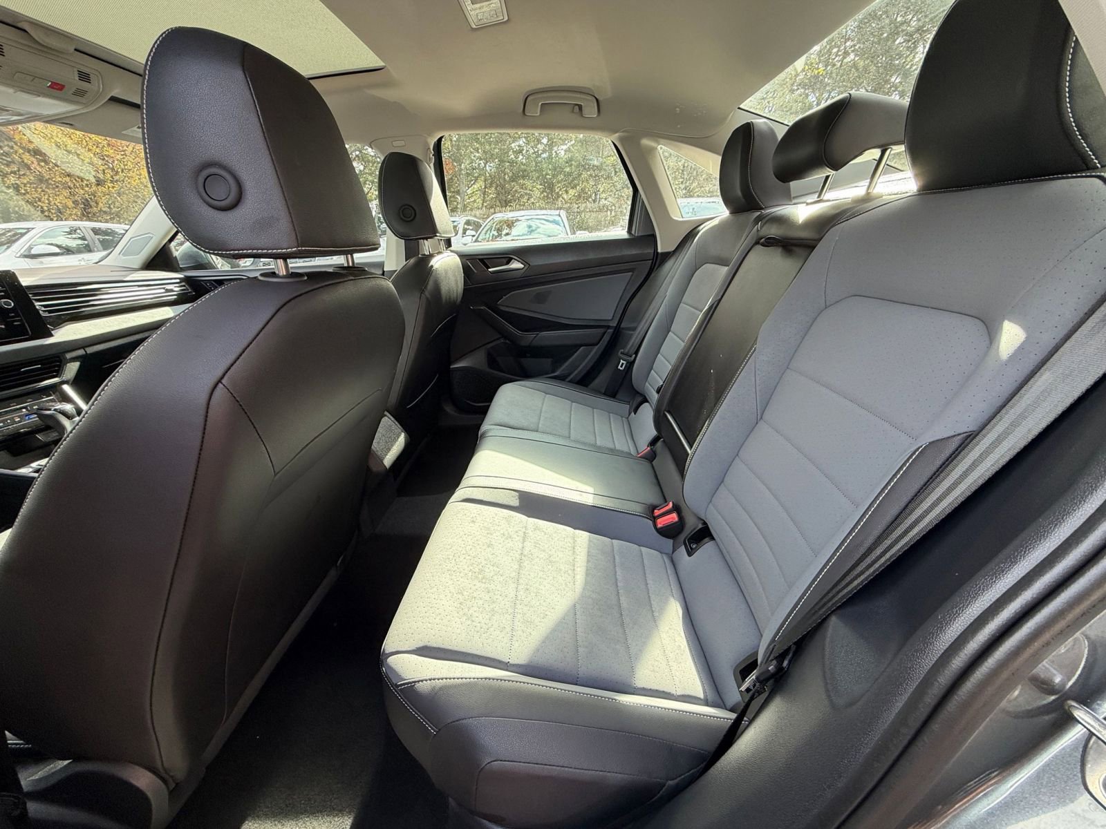 Thumbnail: 2025 Volkswagen Jetta - 24