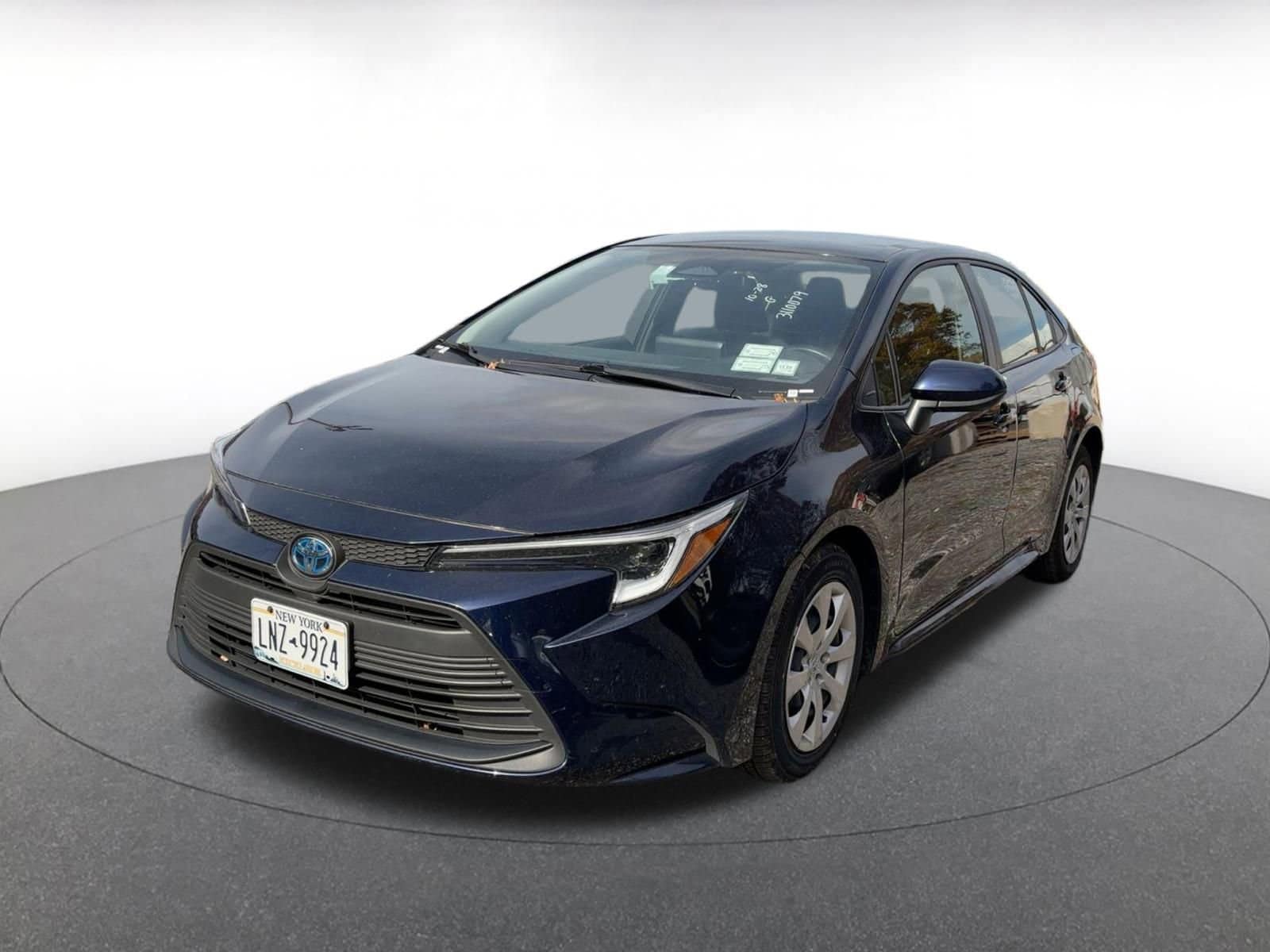 Thumbnail: 2025 Toyota Corolla - 3