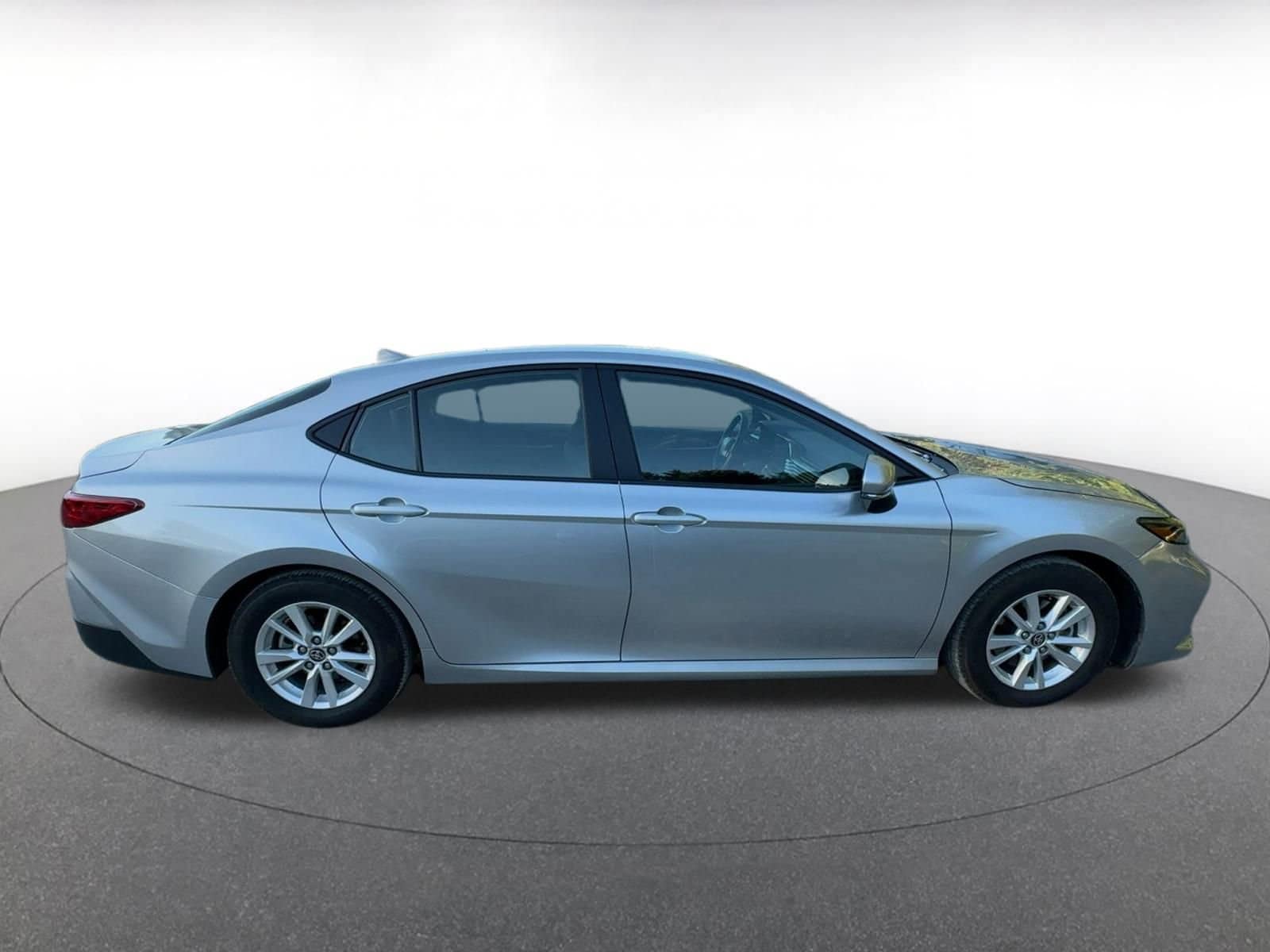 Thumbnail: 2025 Toyota Camry - 10