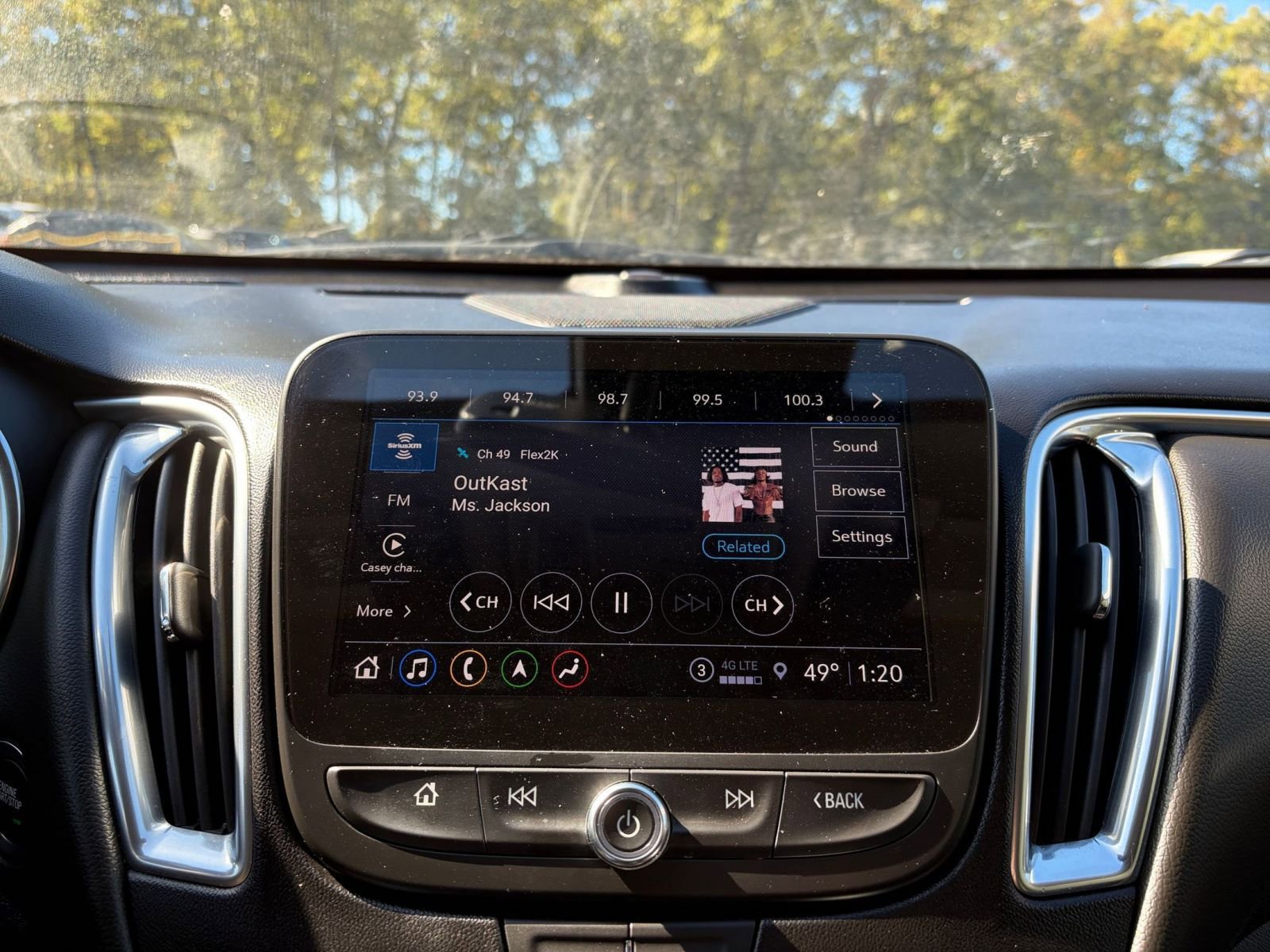 Thumbnail: 2024 Chevrolet Malibu - 21