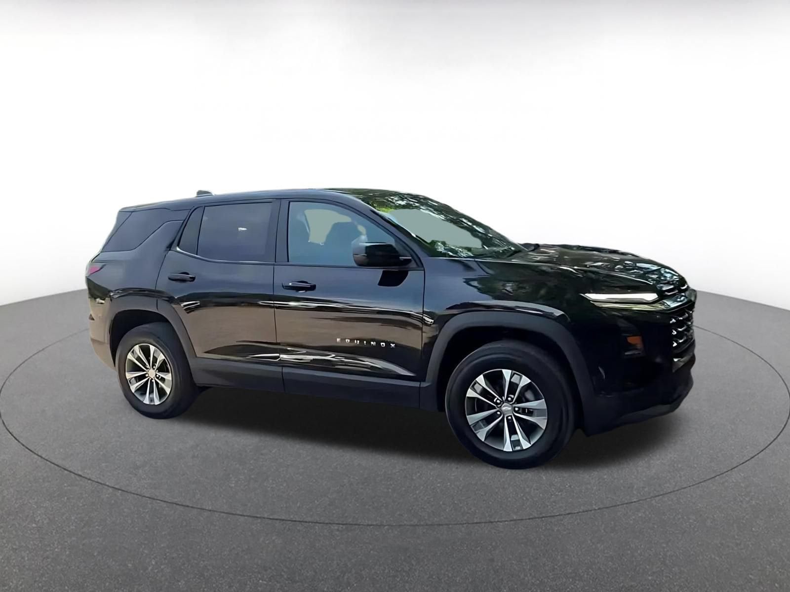Thumbnail: 2025 Chevrolet Equinox - 2
