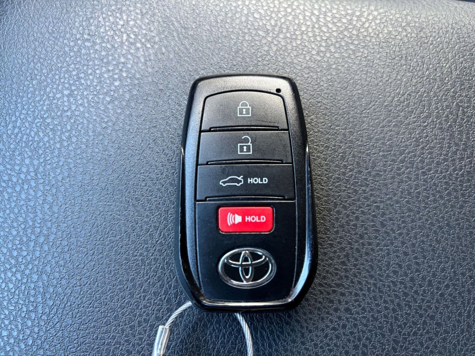 Thumbnail: 2025 Toyota Camry - 22