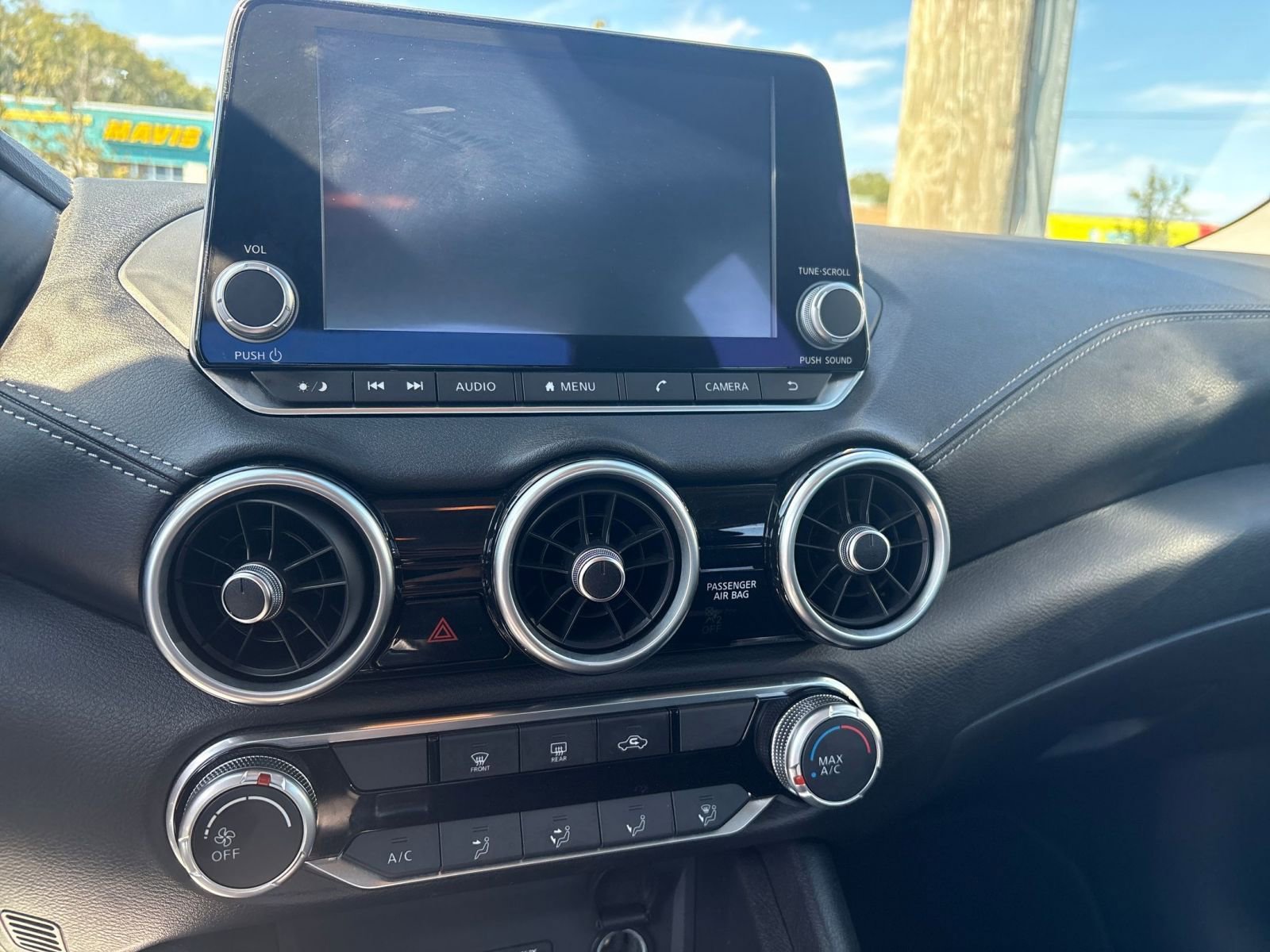 Thumbnail: 2024 Nissan Sentra - 17