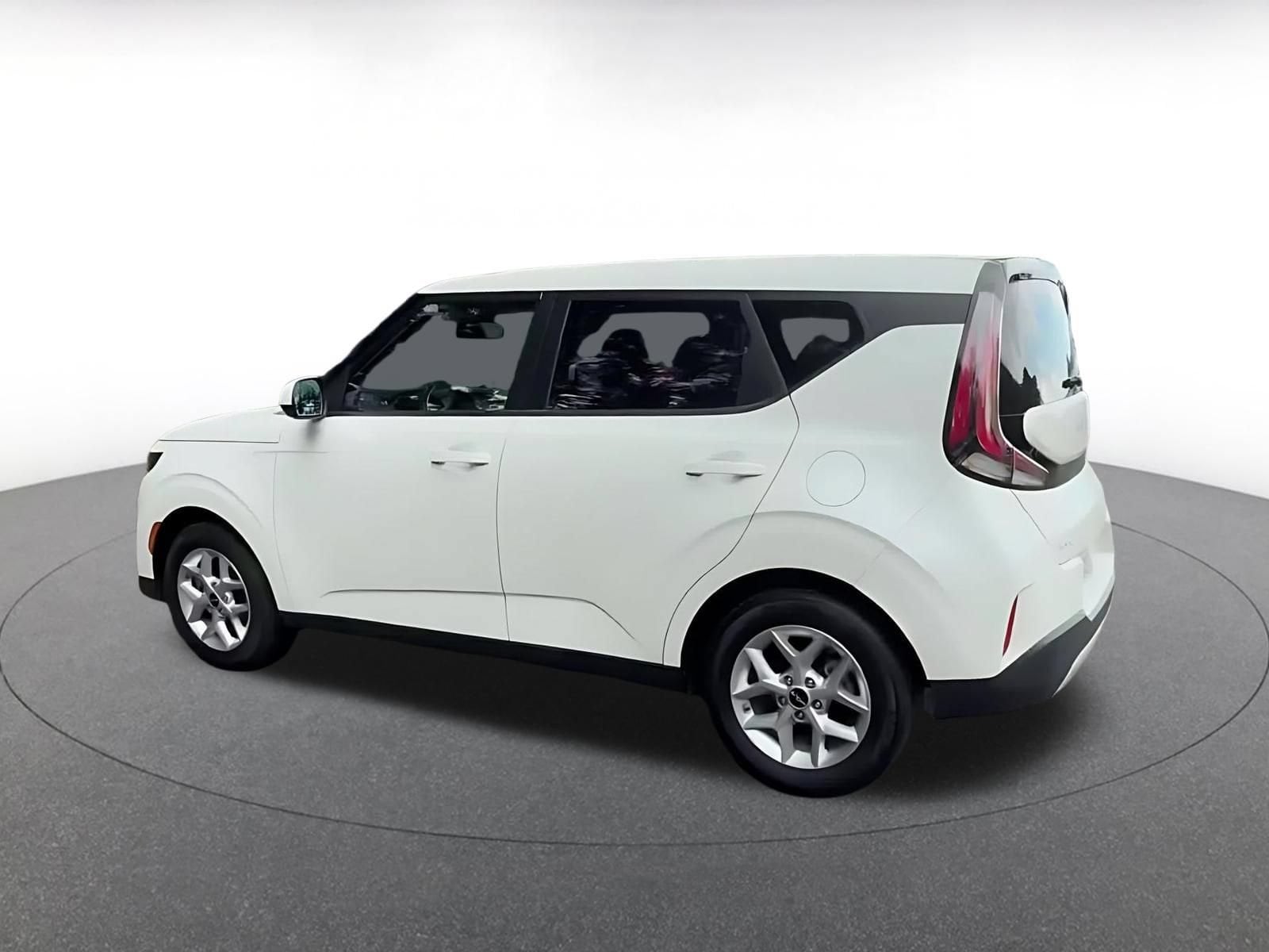 Thumbnail: 2025 Kia Soul - 8
