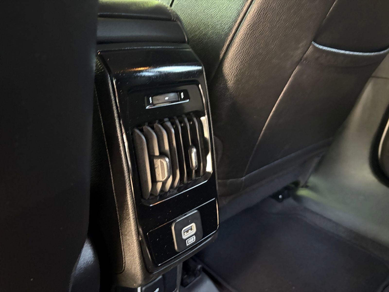 Thumbnail: 2025 Jeep Compass - 23