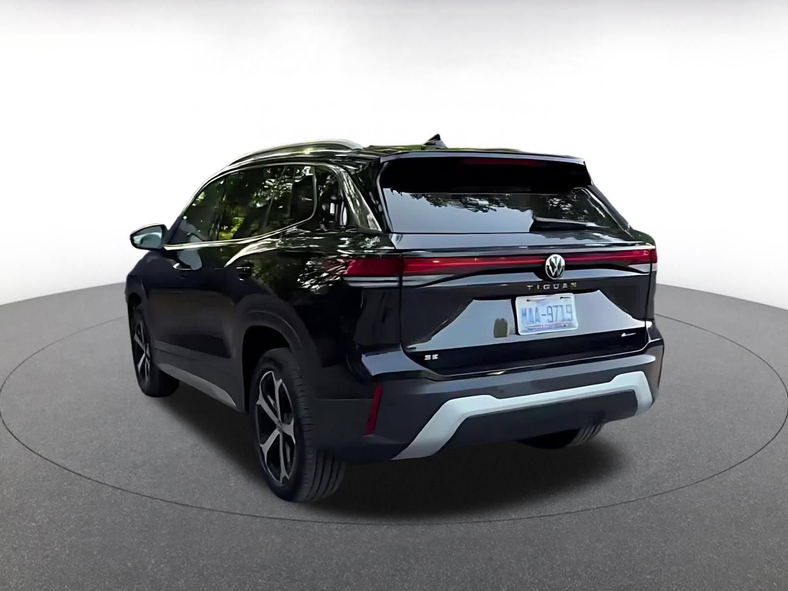 Thumbnail: 2026 Volkswagen Tiguan - 15