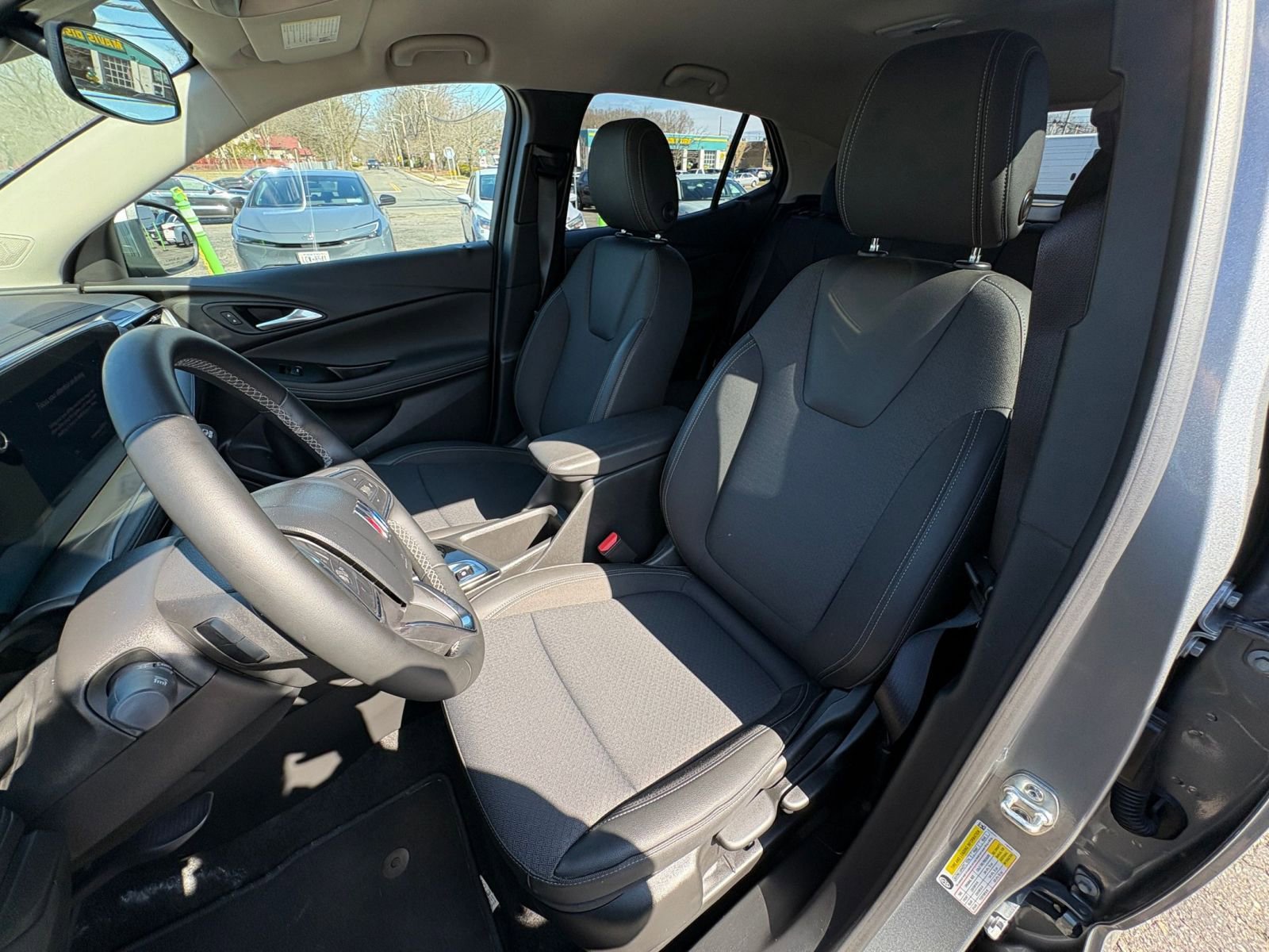 Thumbnail: 2025 Buick Encore GX - 34