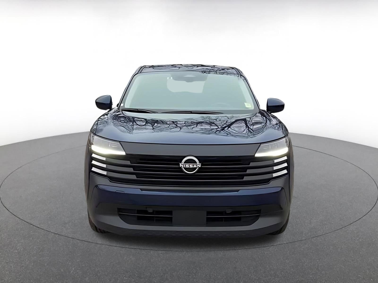 Thumbnail: 2025 Nissan Kicks - 4