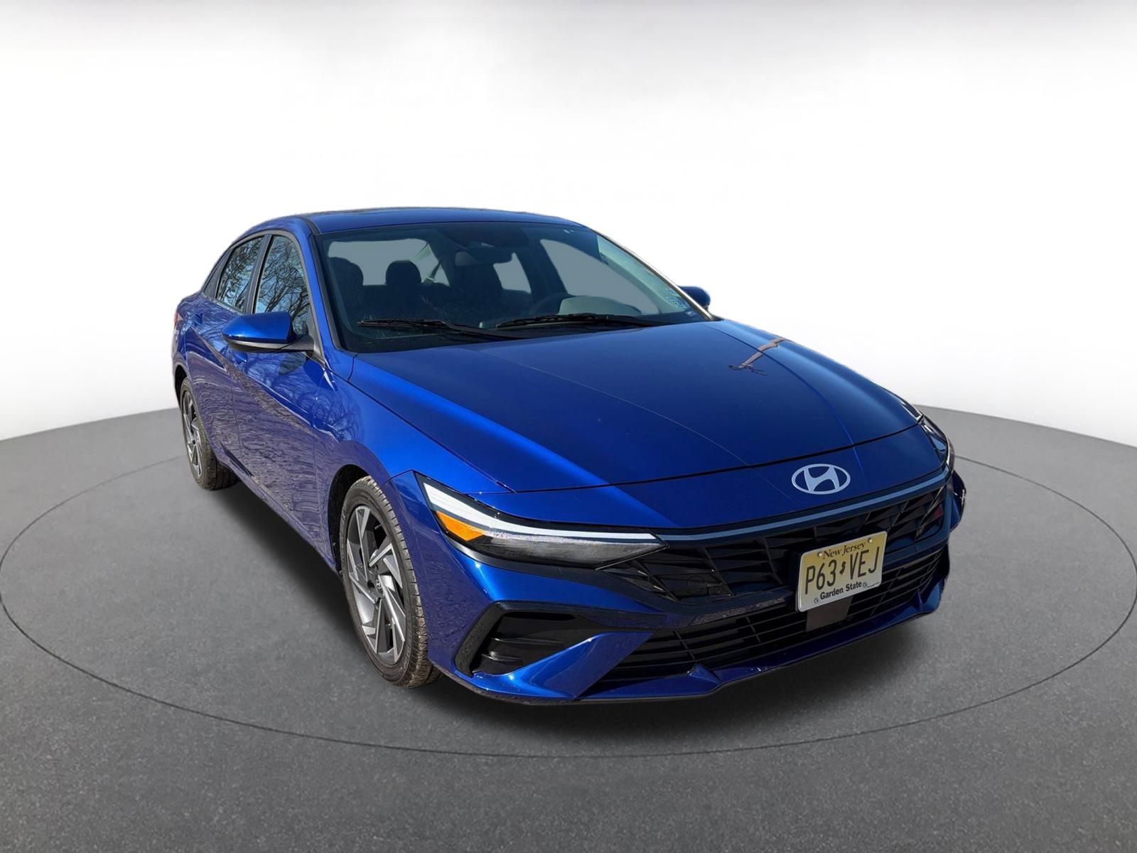 Thumbnail: 2025 Hyundai Elantra - 1