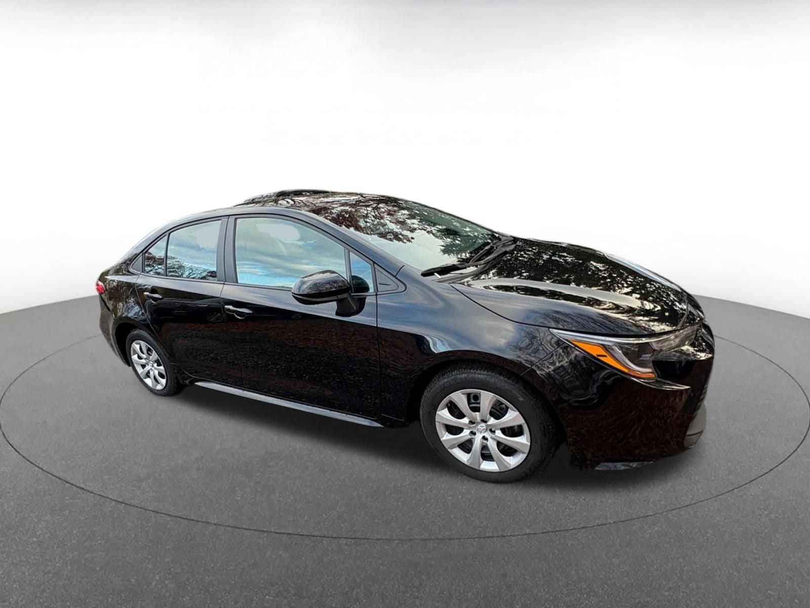 Thumbnail: 2025 Toyota Corolla - 1