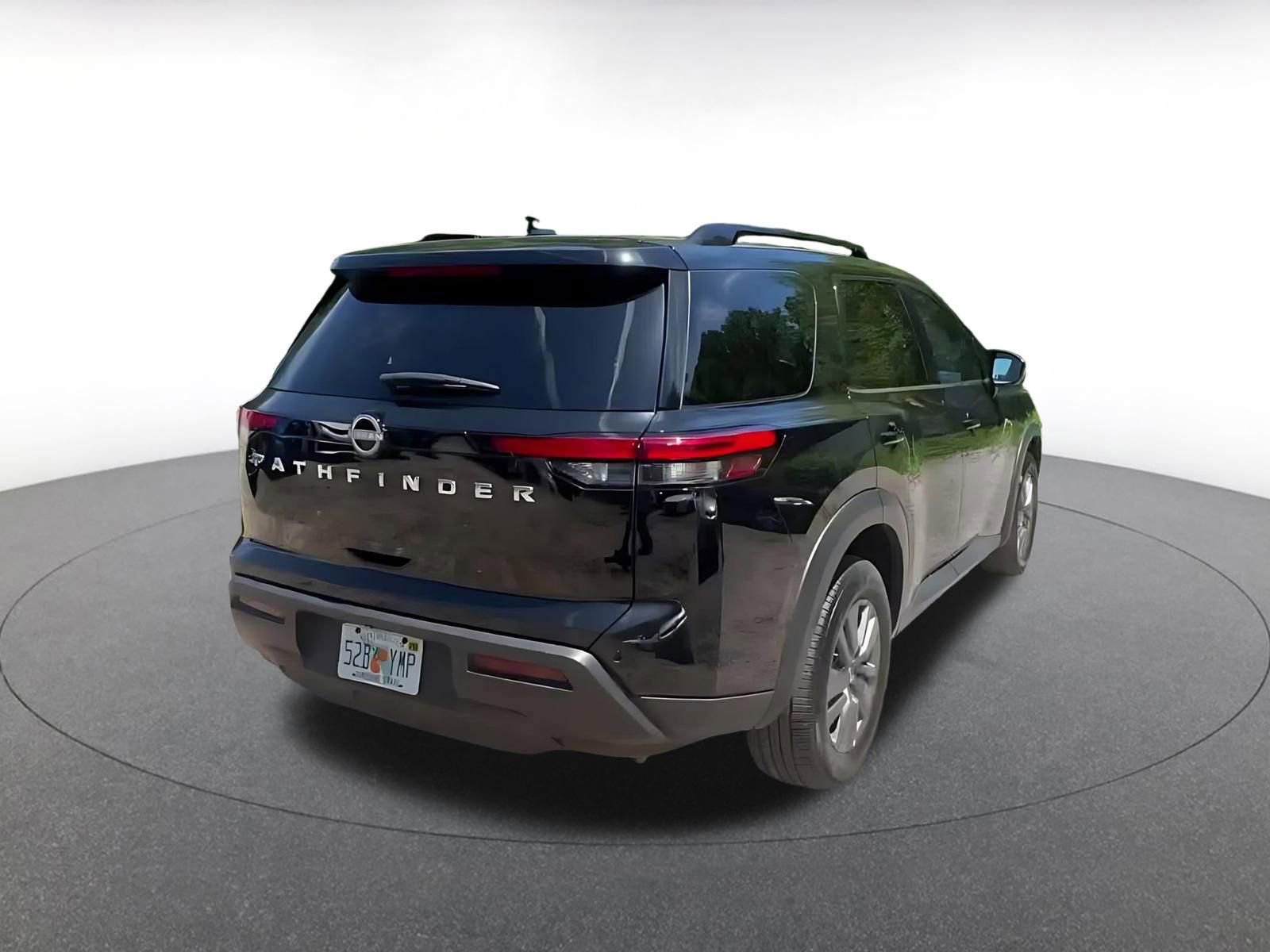 Thumbnail: 2025 Nissan Pathfinder - 14