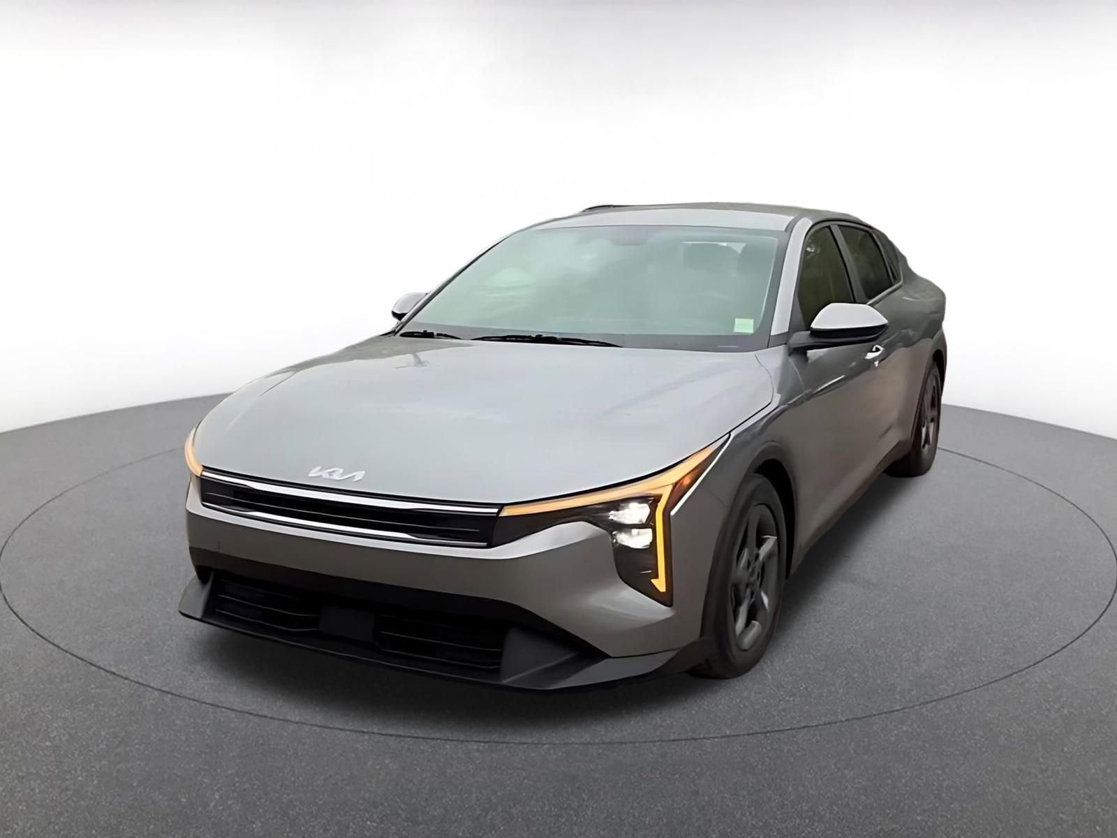 Thumbnail: 2025 Kia K4 - 4