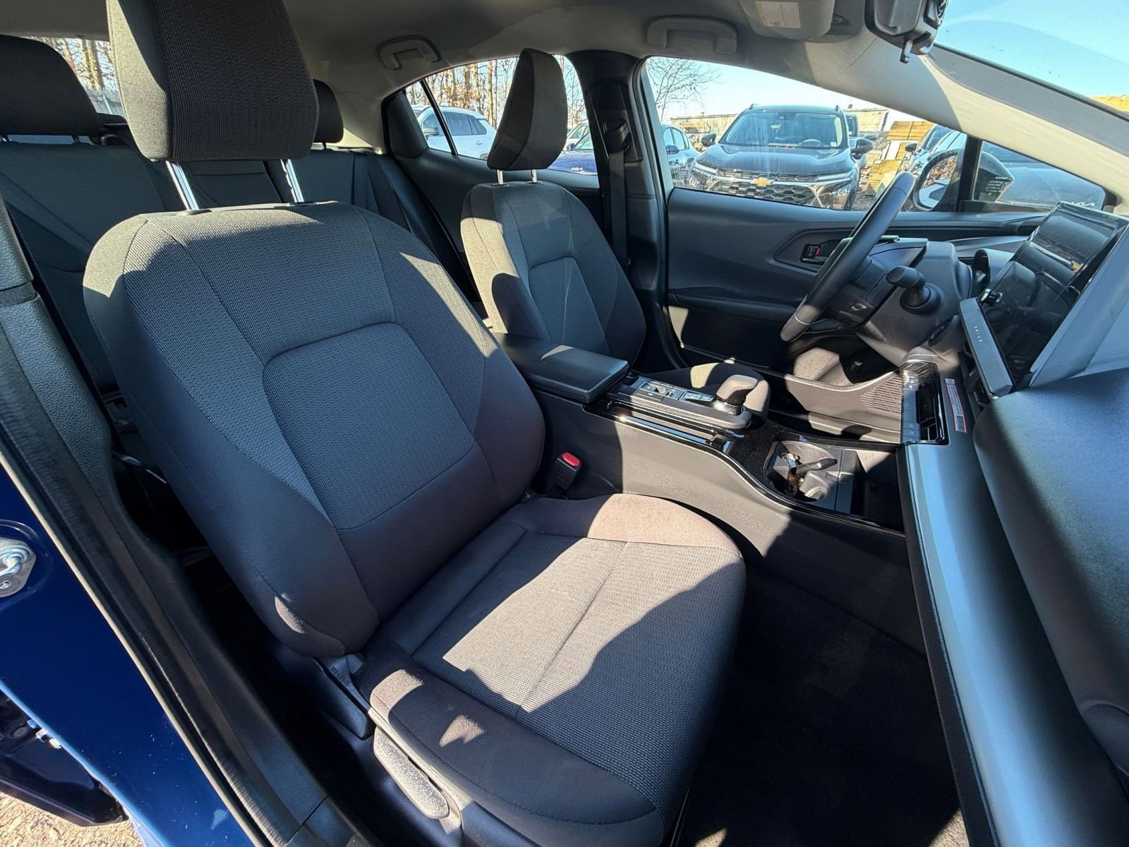 Thumbnail: 2025 Toyota Prius - 34