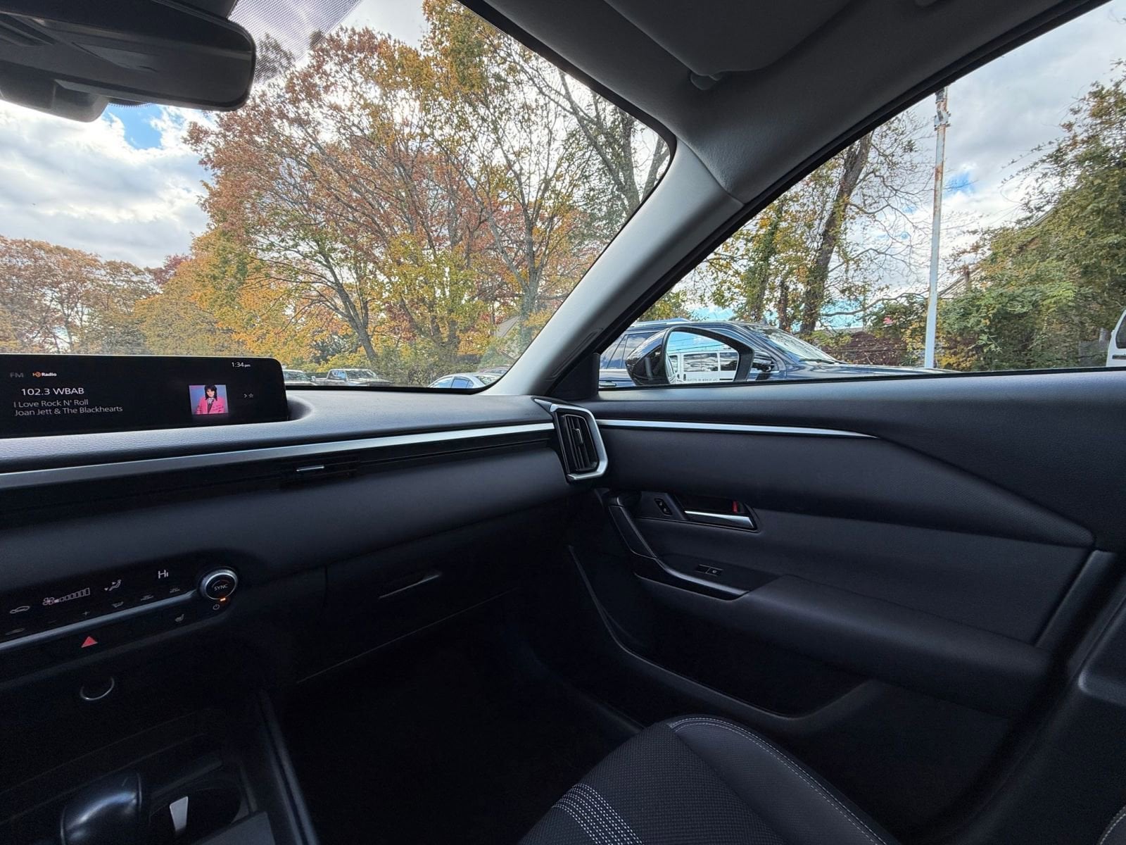 Thumbnail: 2025 Mazda CX-50 - 35