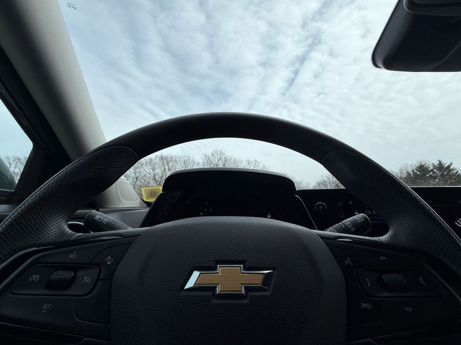 Thumbnail: 2025 Chevrolet Trax - 25