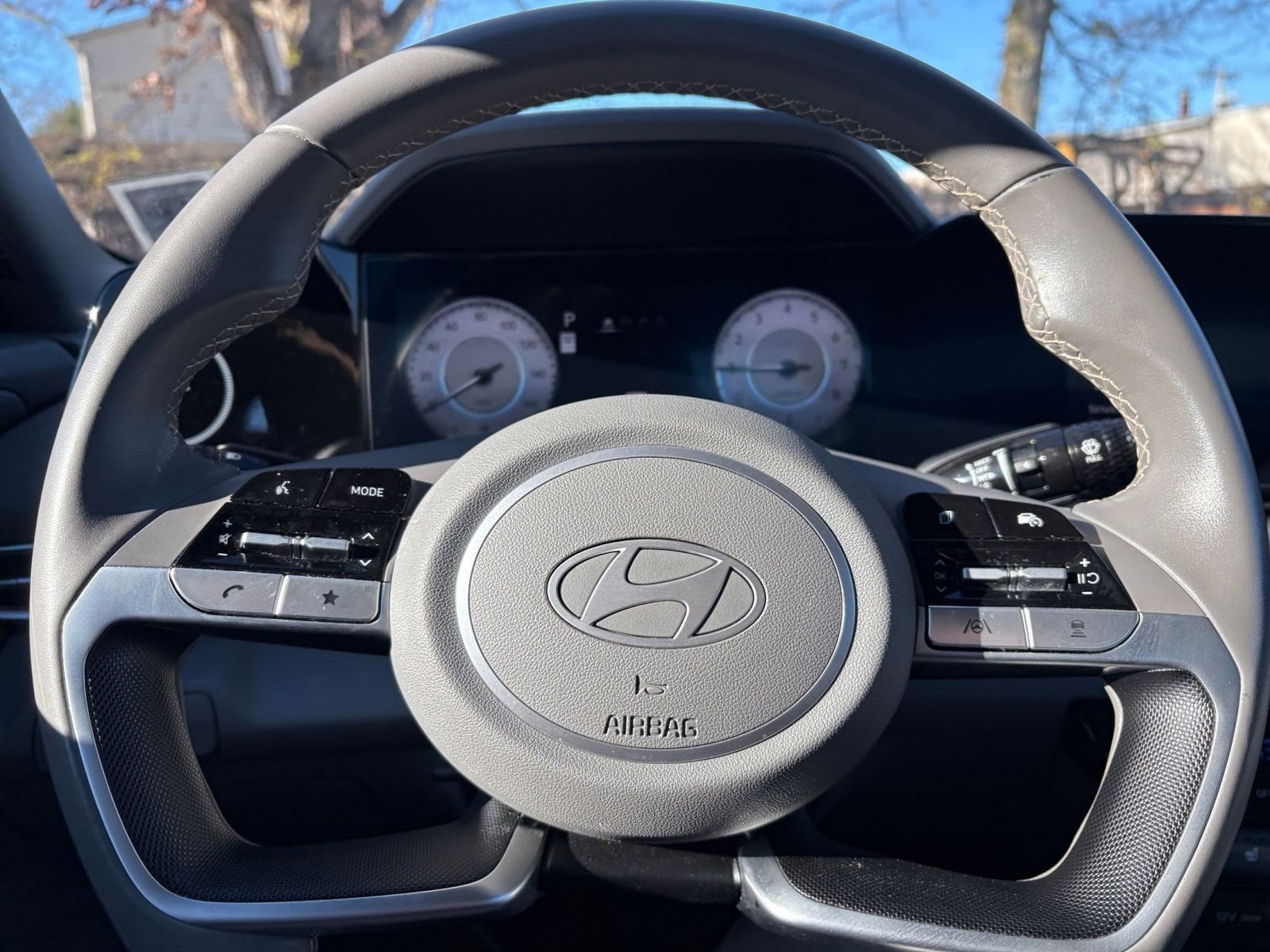 Thumbnail: 2025 Hyundai Elantra - 23