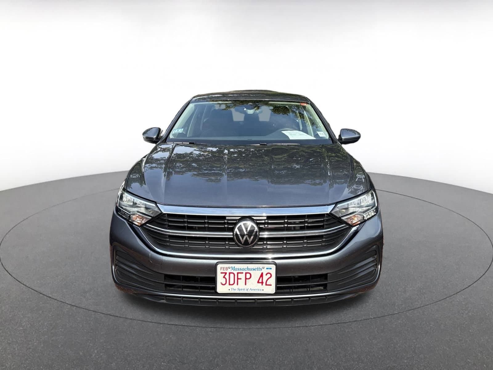 Thumbnail: 2024 Volkswagen Jetta - 1