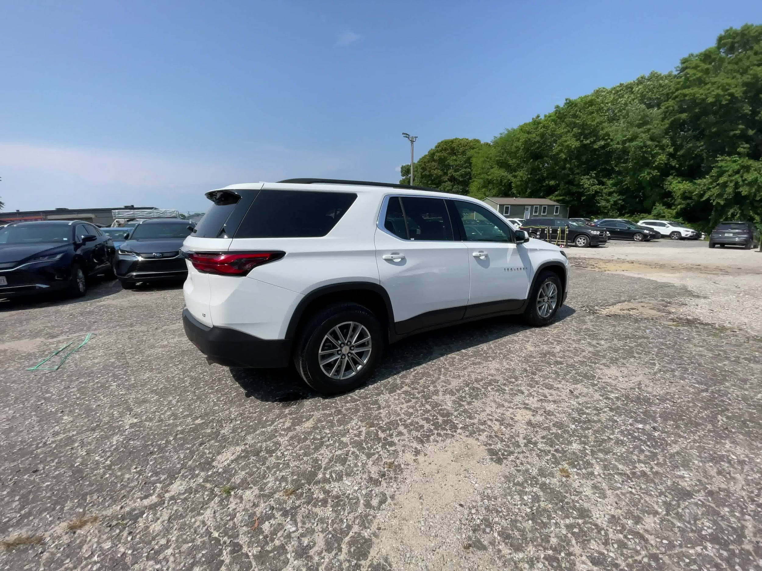 2023 Chevrolet Traverse LT 15